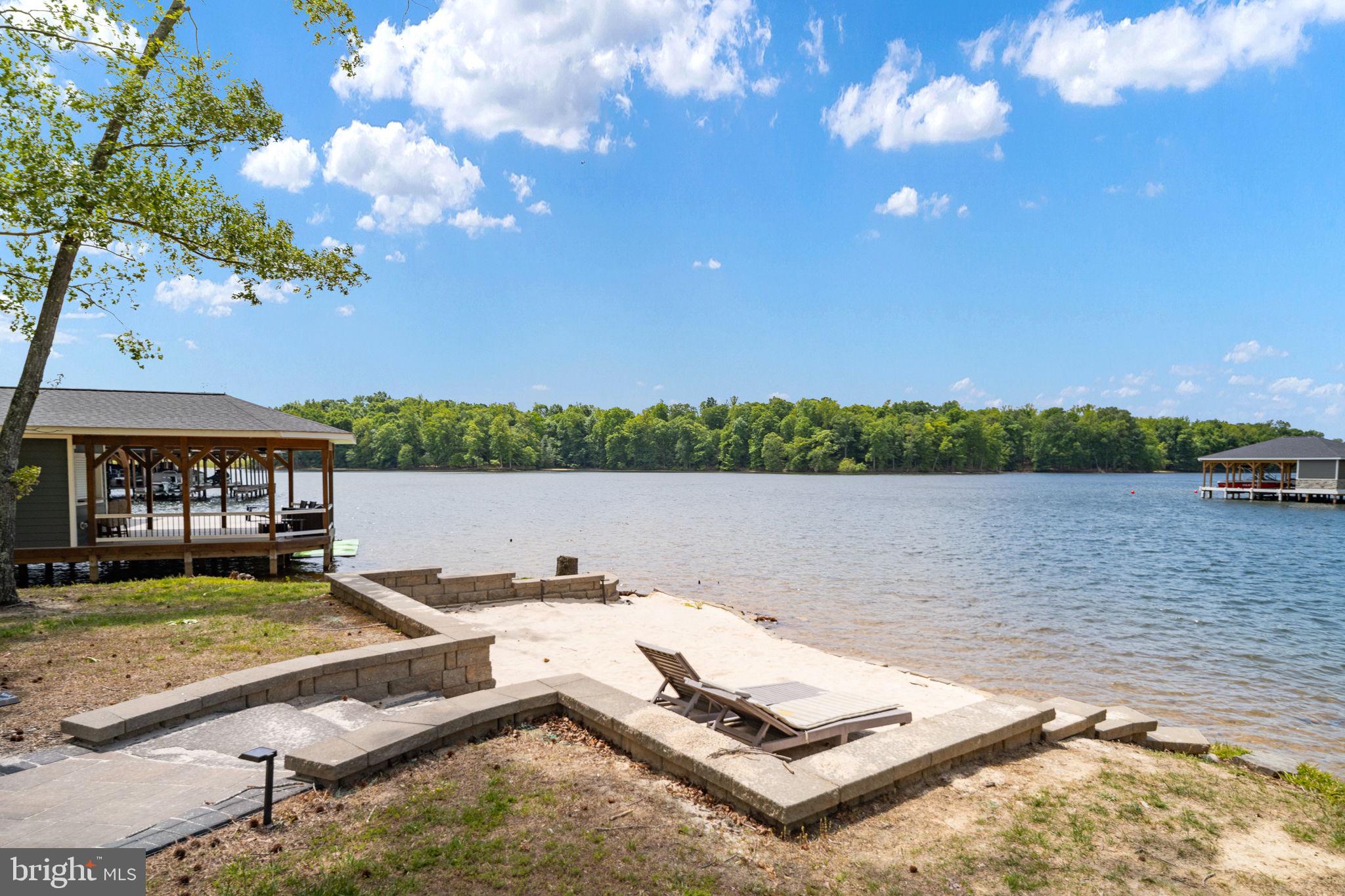 ELK CREEK LANDING - Residential