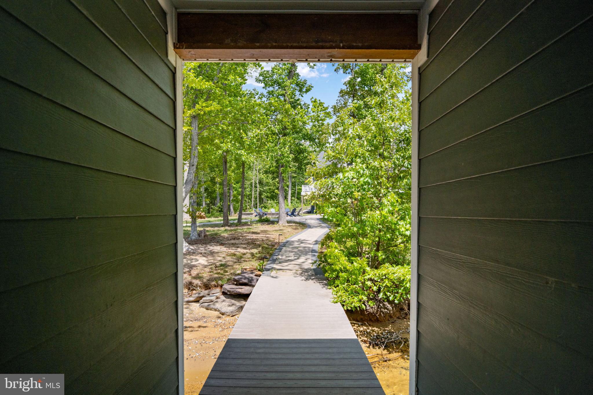 ELK CREEK LANDING - Residential