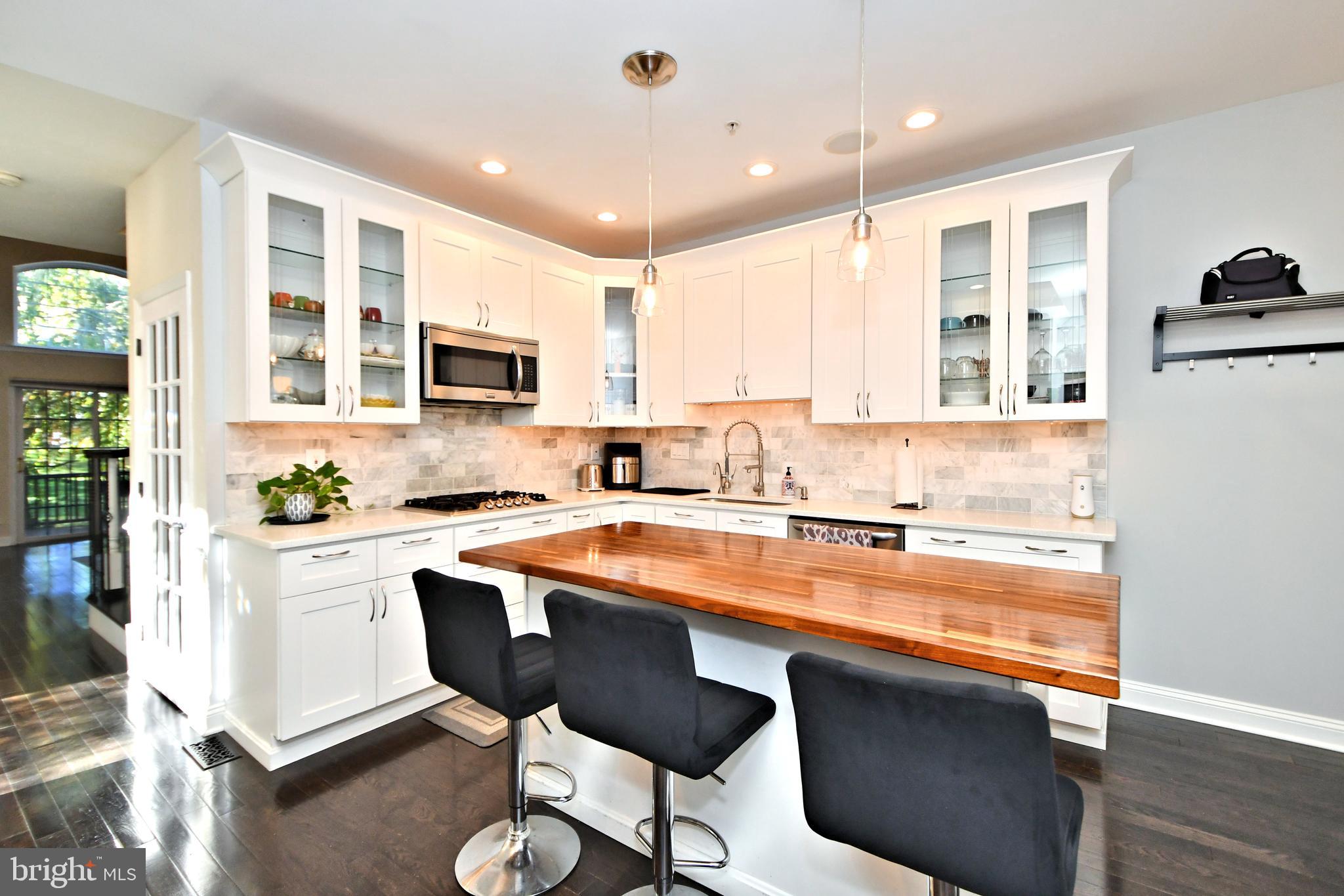 CENTER POINT FARM - Residential