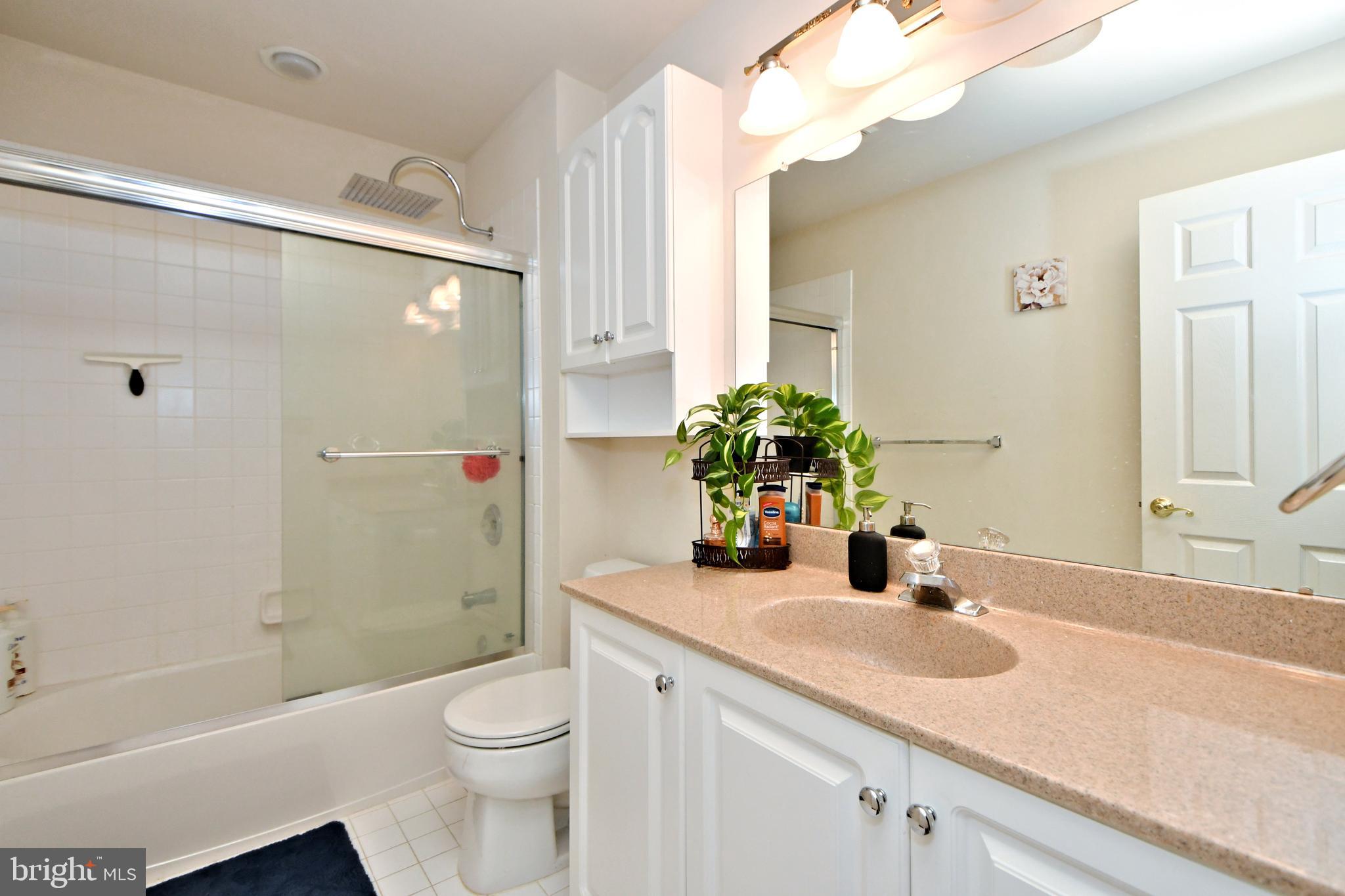 CENTER POINT FARM - Residential