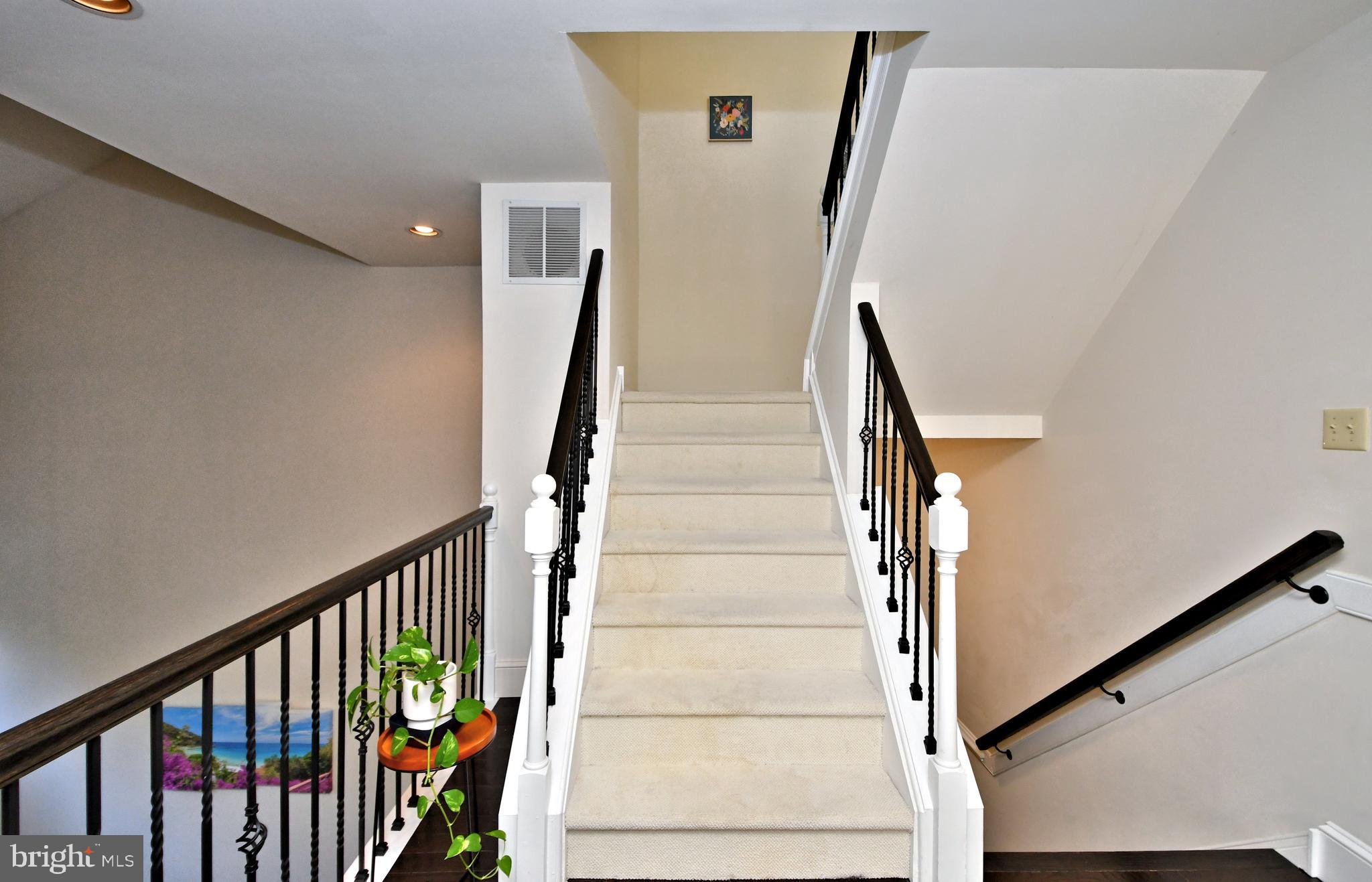 CENTER POINT FARM - Residential