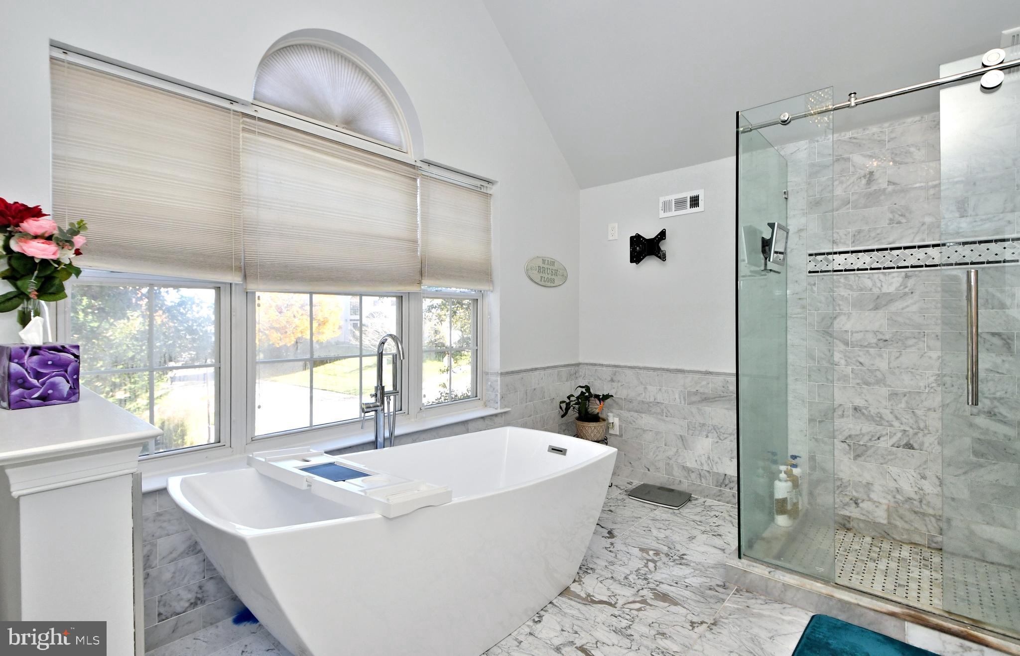 CENTER POINT FARM - Residential