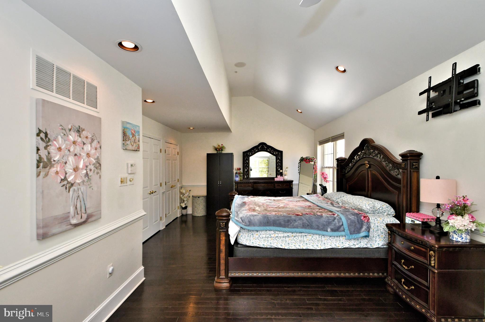 CENTER POINT FARM - Residential