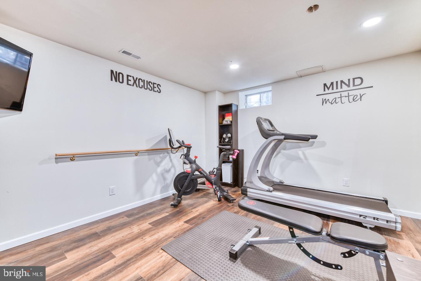 CENTER POINT FARM - Residential