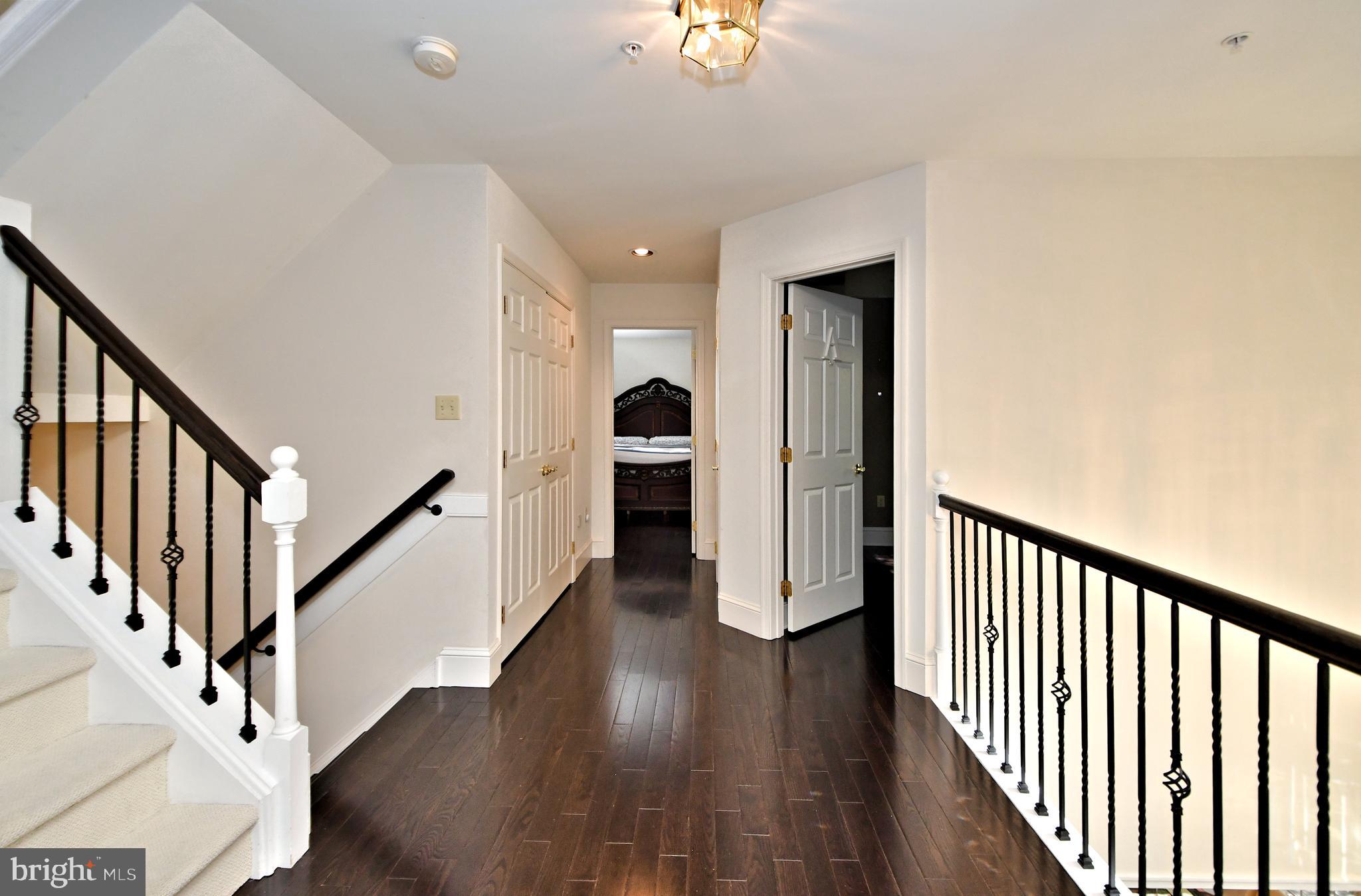 CENTER POINT FARM - Residential