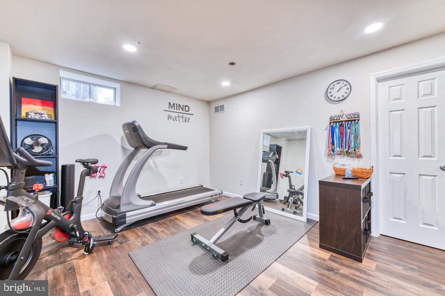 CENTER POINT FARM - Residential