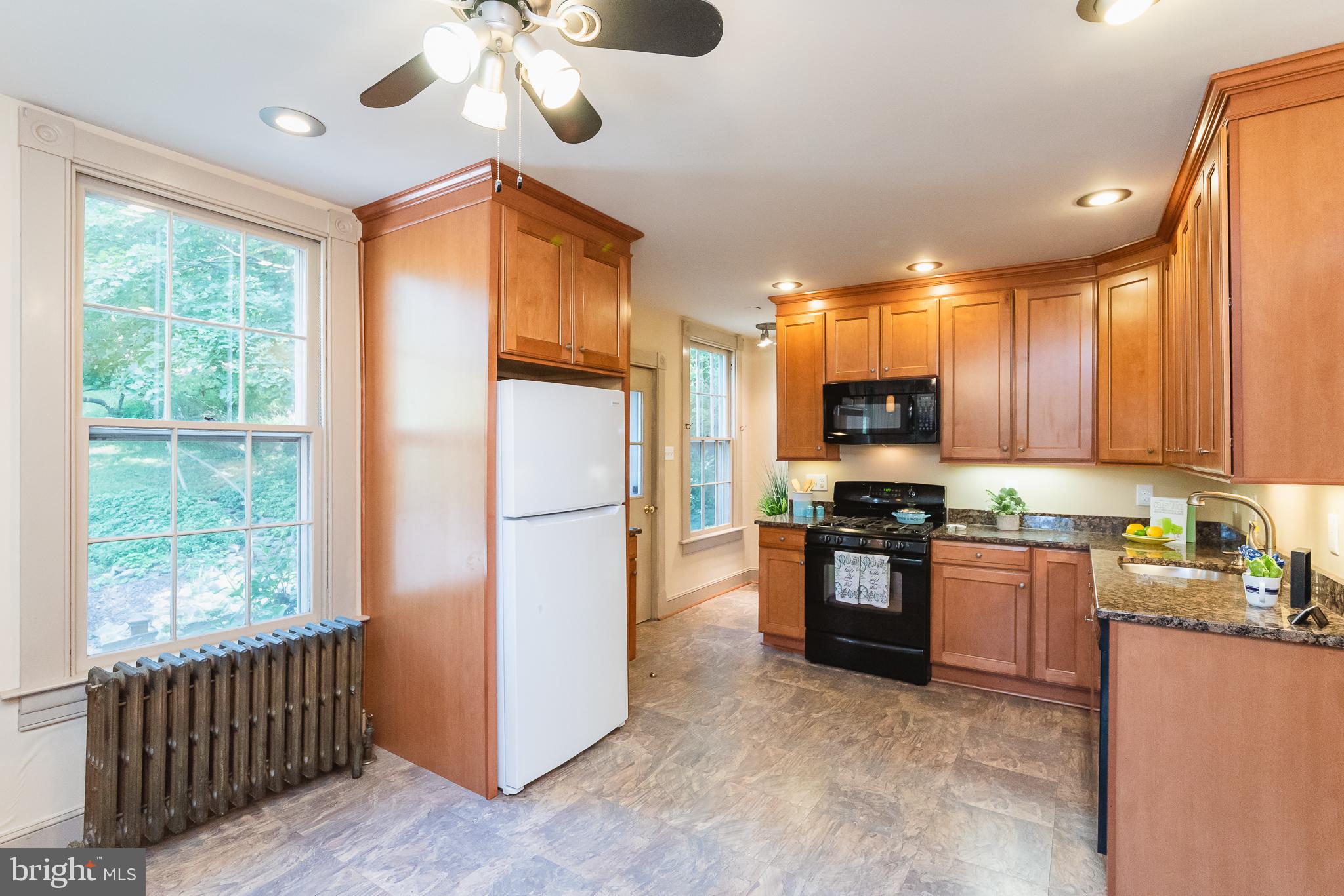 COCKEYSVILLE/HUNT VALLEY - Residential