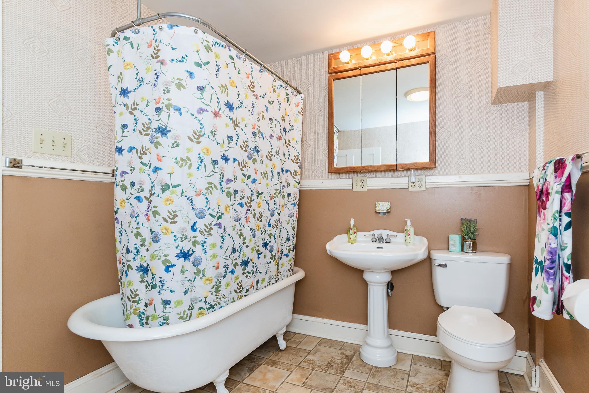 COCKEYSVILLE/HUNT VALLEY - Residential