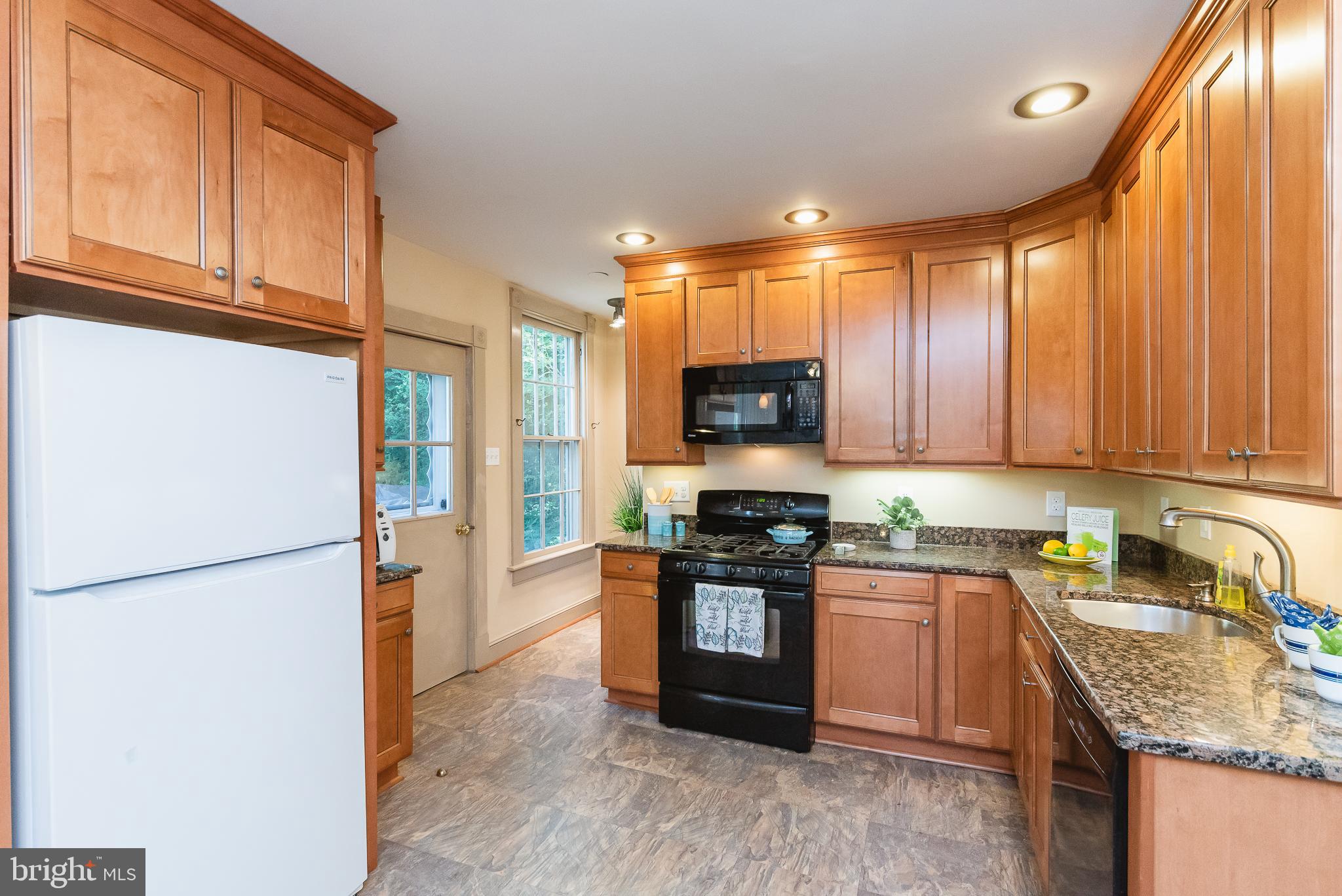 COCKEYSVILLE/HUNT VALLEY - Residential