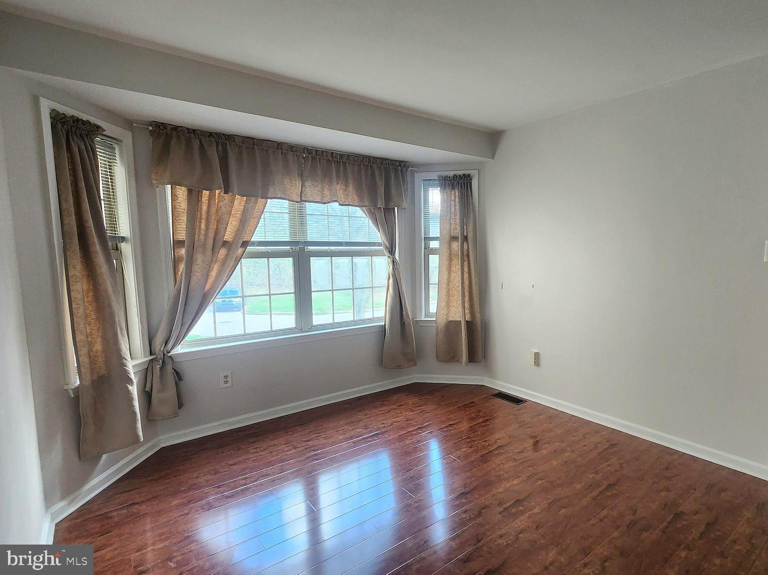 PHEASANT RUN - Residential Lease