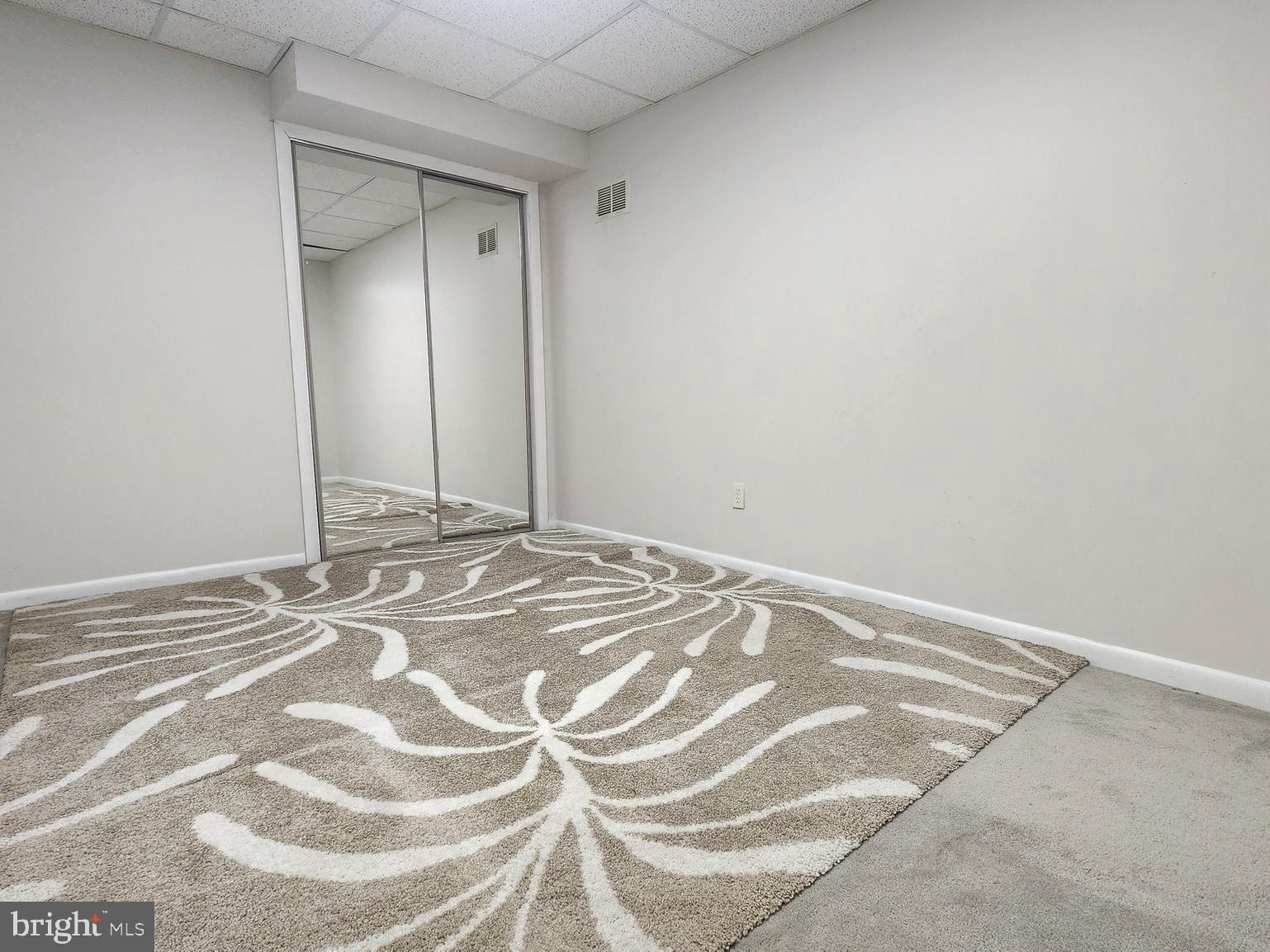 PHEASANT RUN - Residential Lease