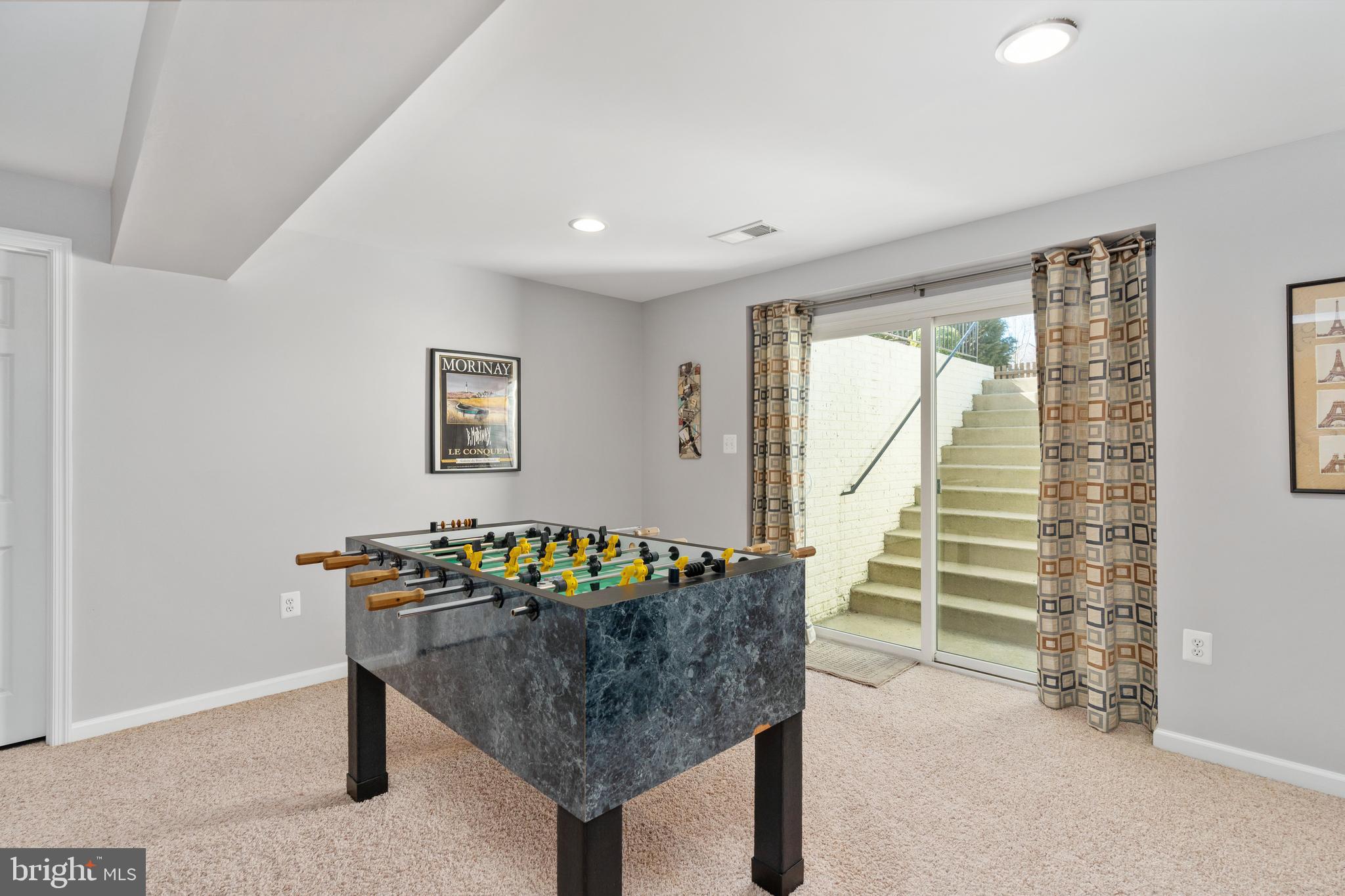 STAFFORD LAKES VILLAGE - Residential