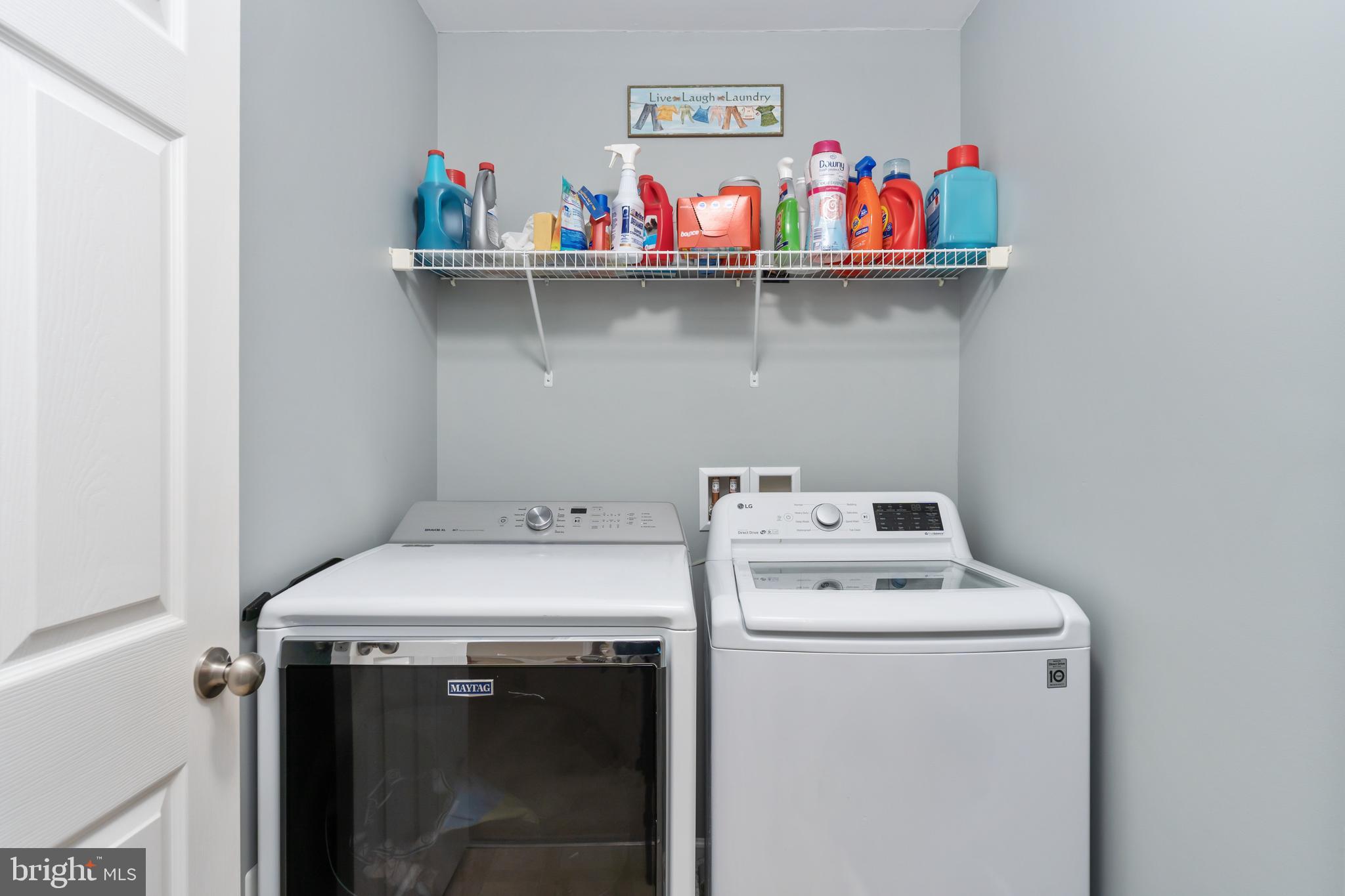 STAFFORD LAKES VILLAGE - Residential