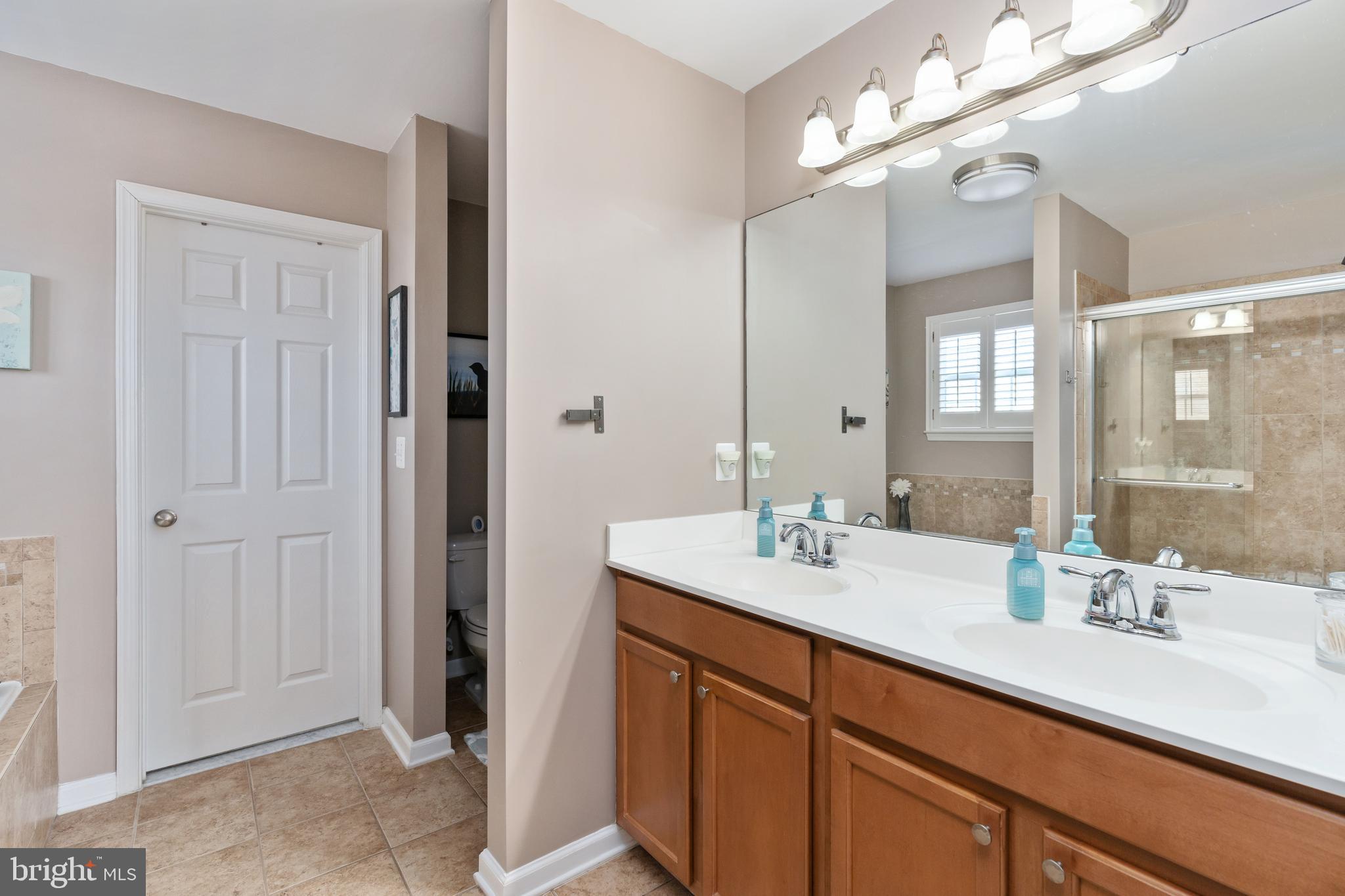 STAFFORD LAKES VILLAGE - Residential