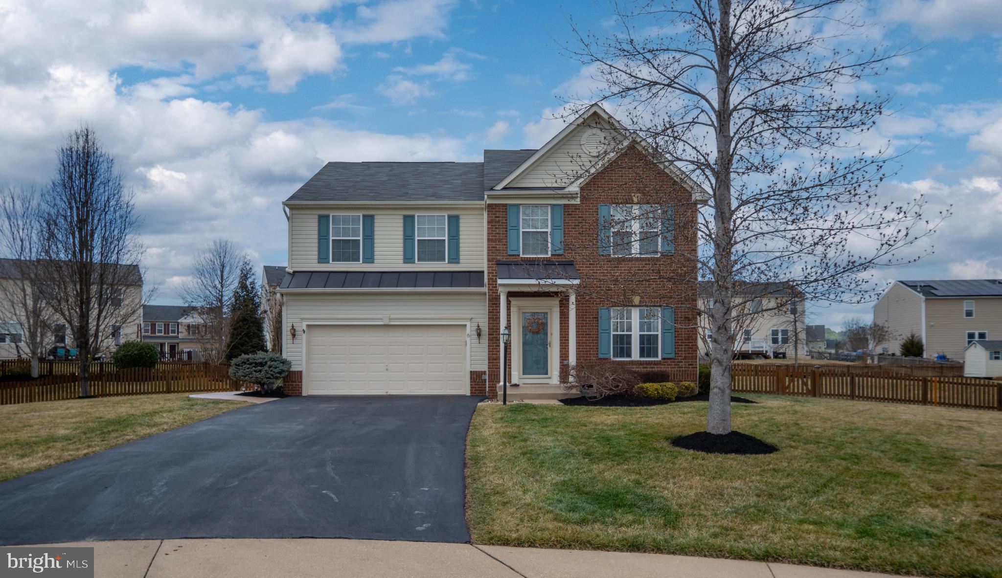 STAFFORD LAKES VILLAGE - Residential