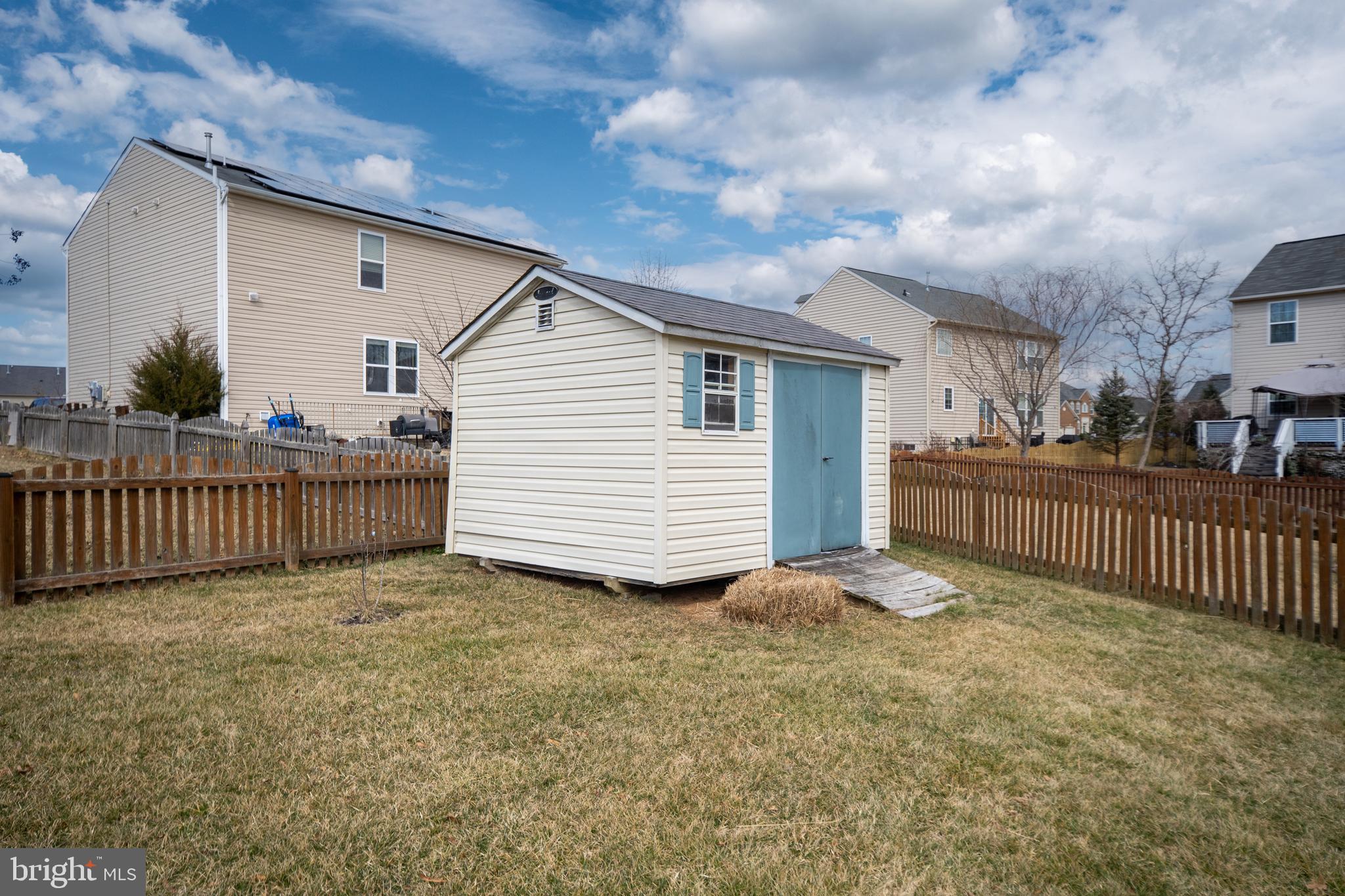 STAFFORD LAKES VILLAGE - Residential