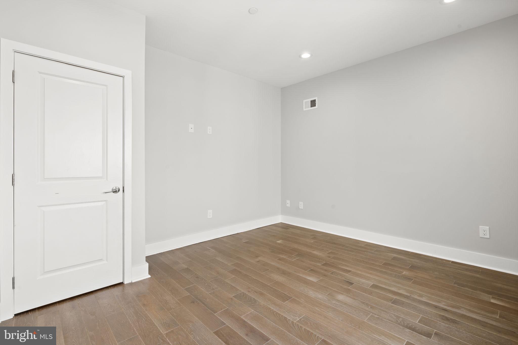 FISHTOWN - Residential Lease