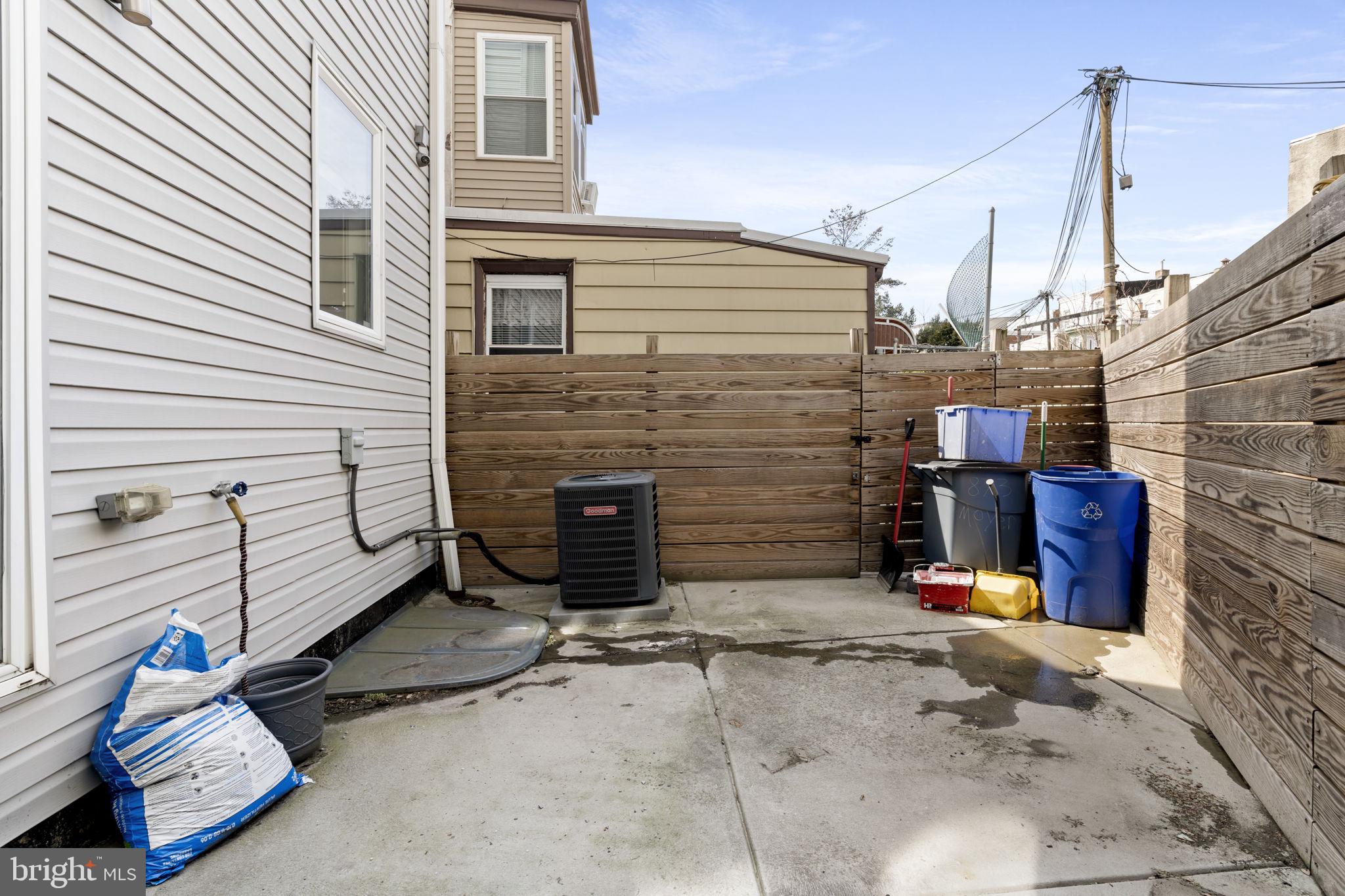 FISHTOWN - Residential Lease