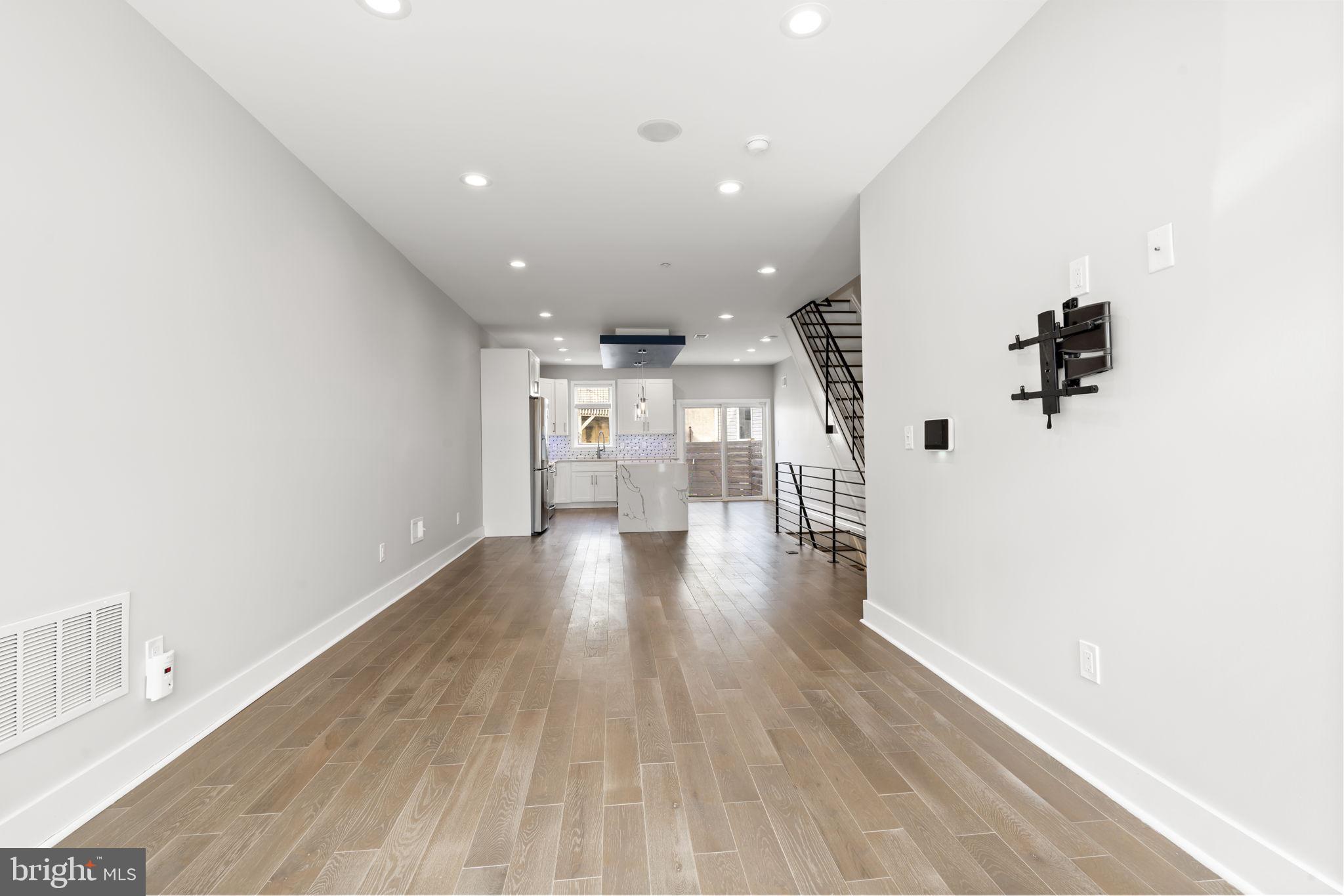 FISHTOWN - Residential Lease