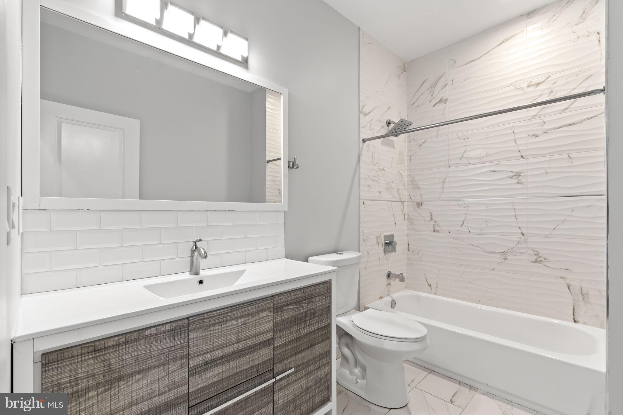 FISHTOWN - Residential Lease