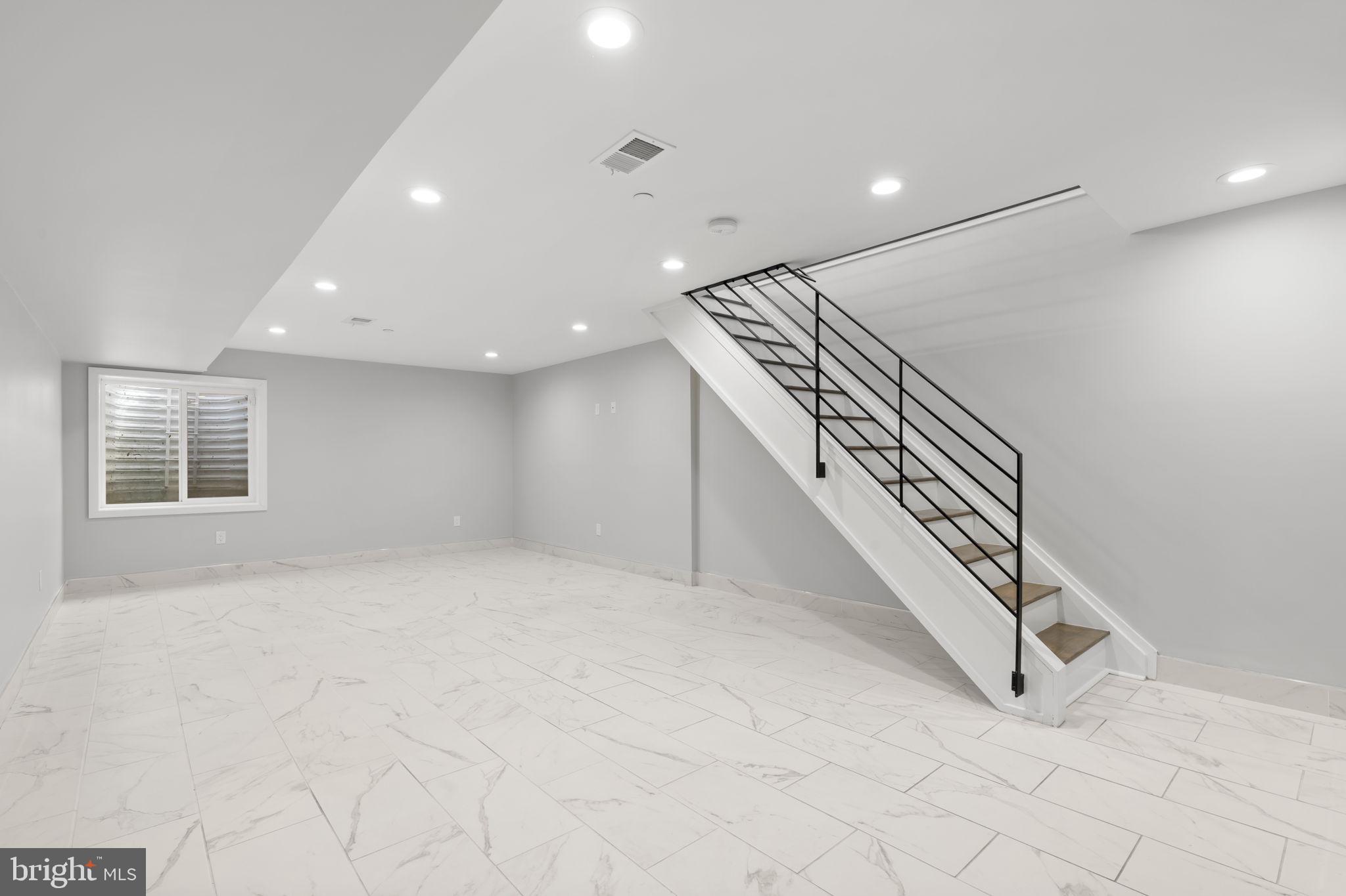 FISHTOWN - Residential Lease