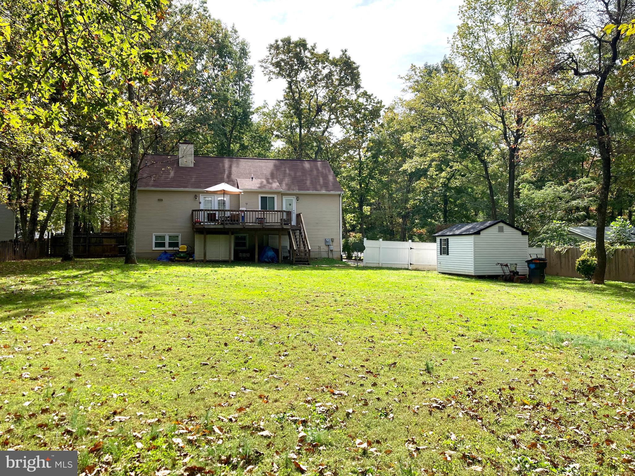 LAKE WILDERNESS - Residential