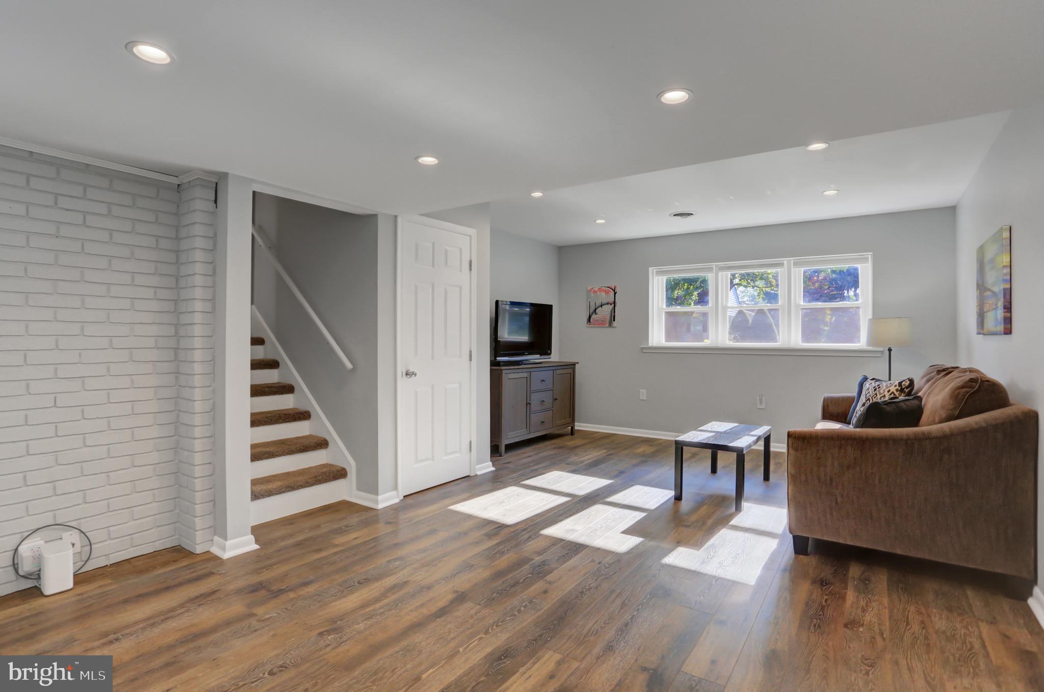 COLDBROOK - Residential