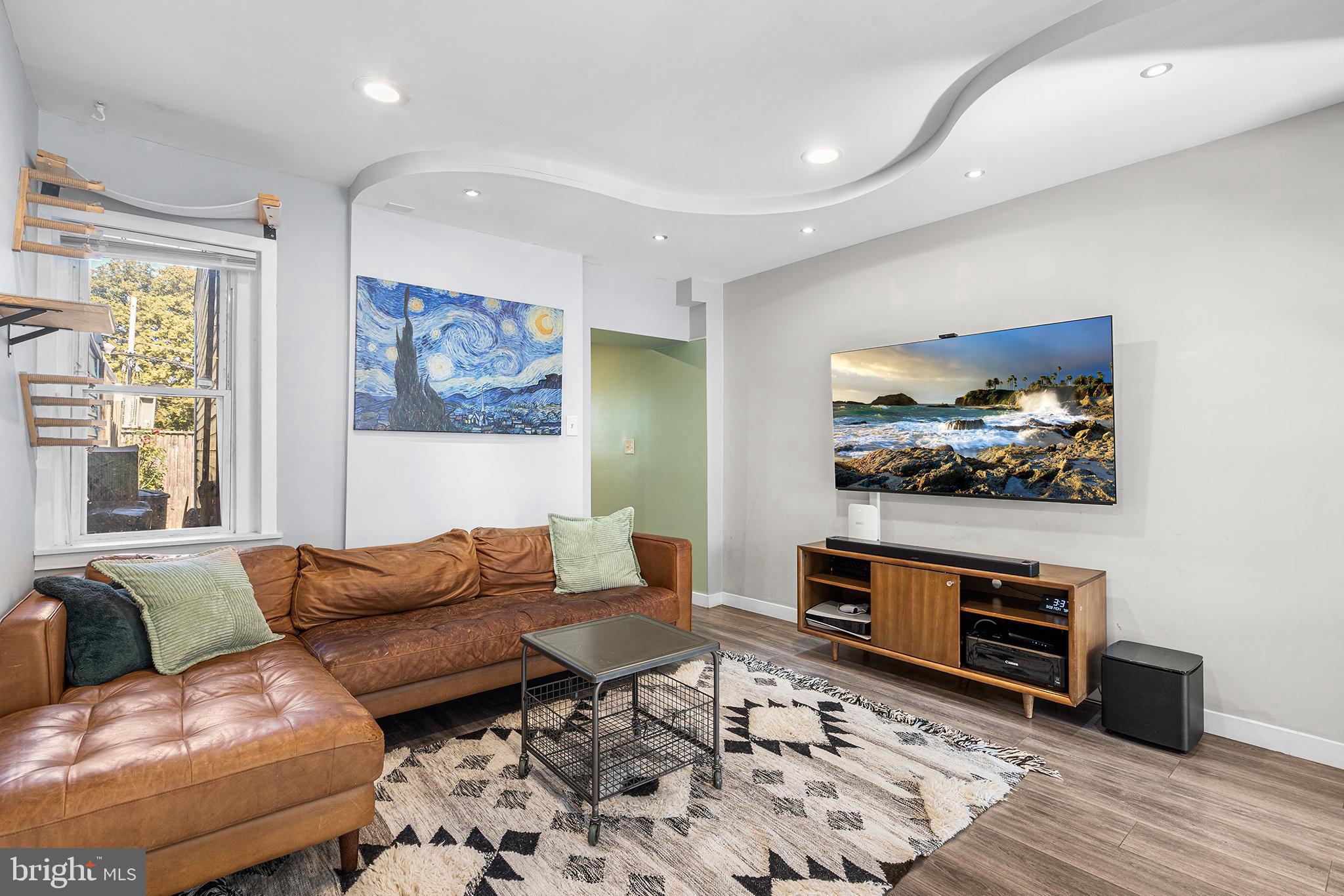 EAST KENSINGTON - Residential Lease