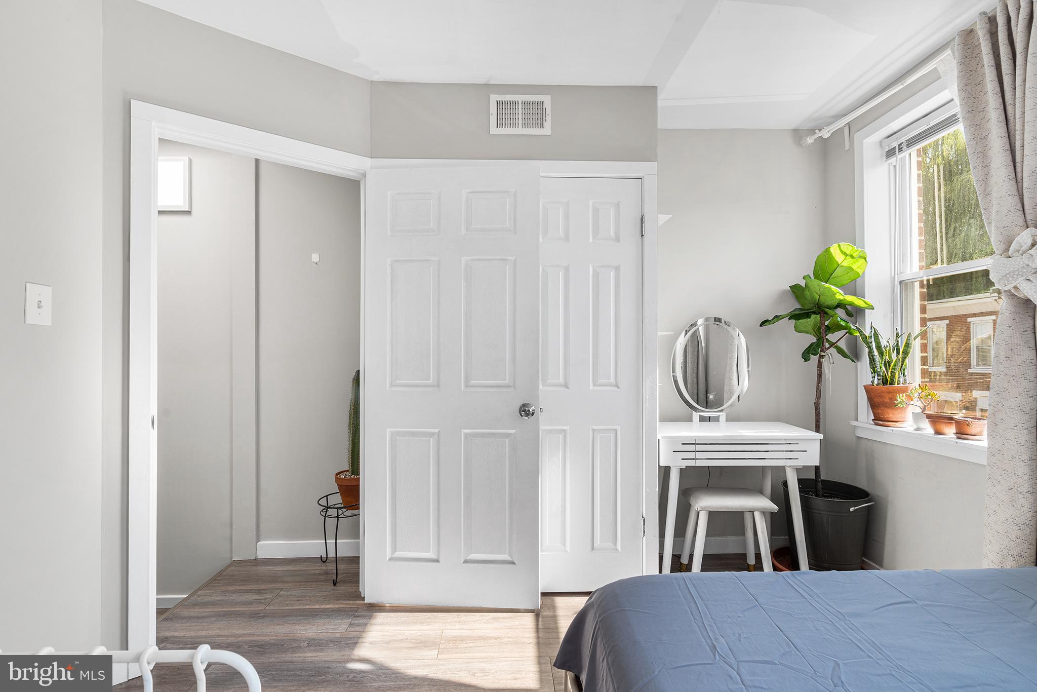 EAST KENSINGTON - Residential Lease