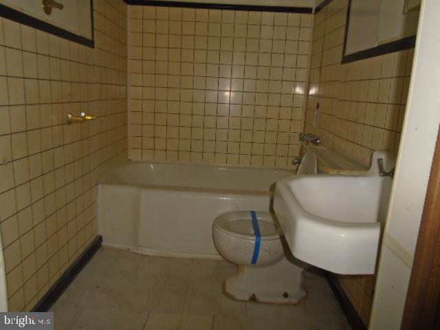 RICHNOR SPRINGS - Residential