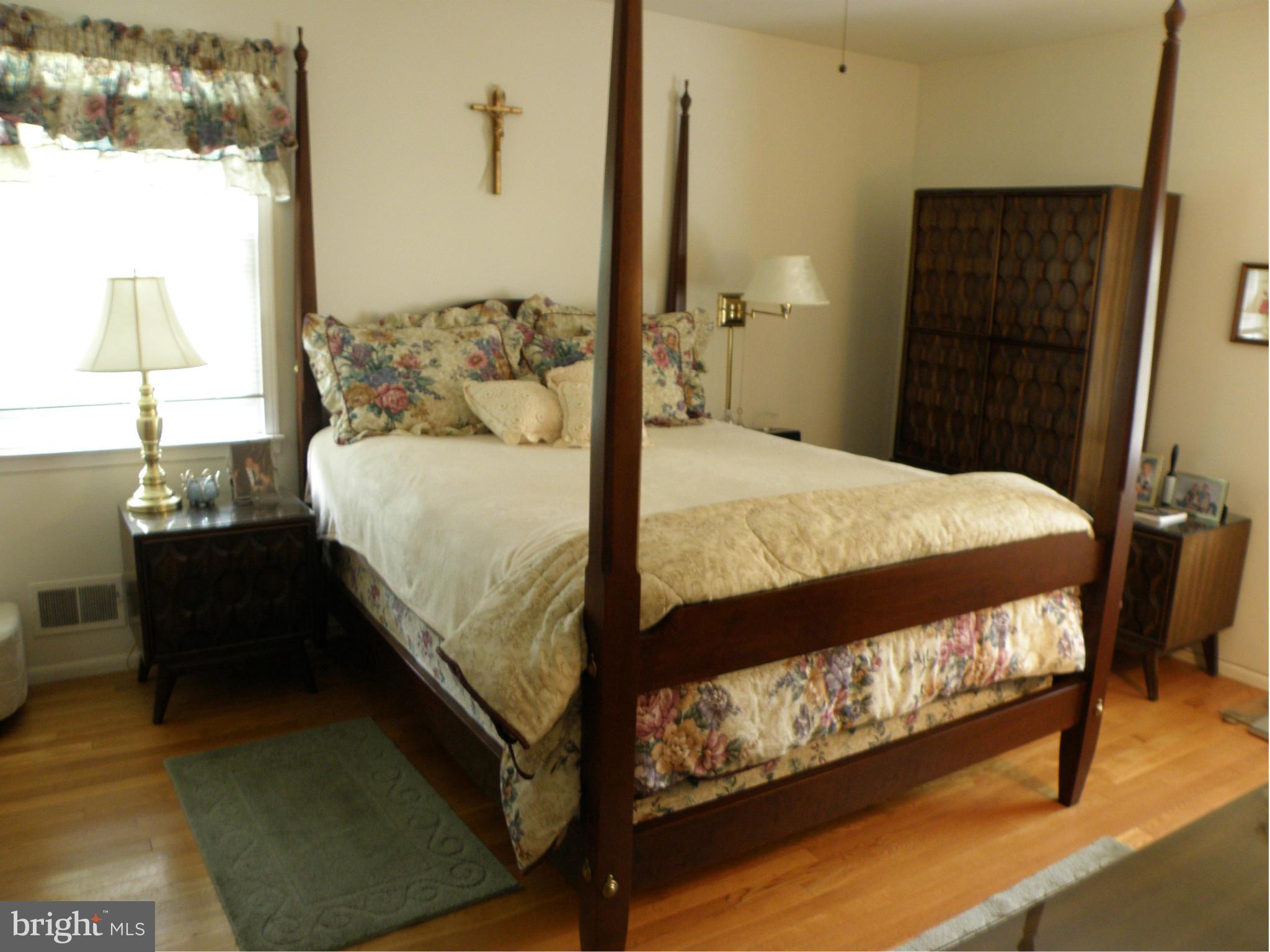 LAKE RIDGE - Residential