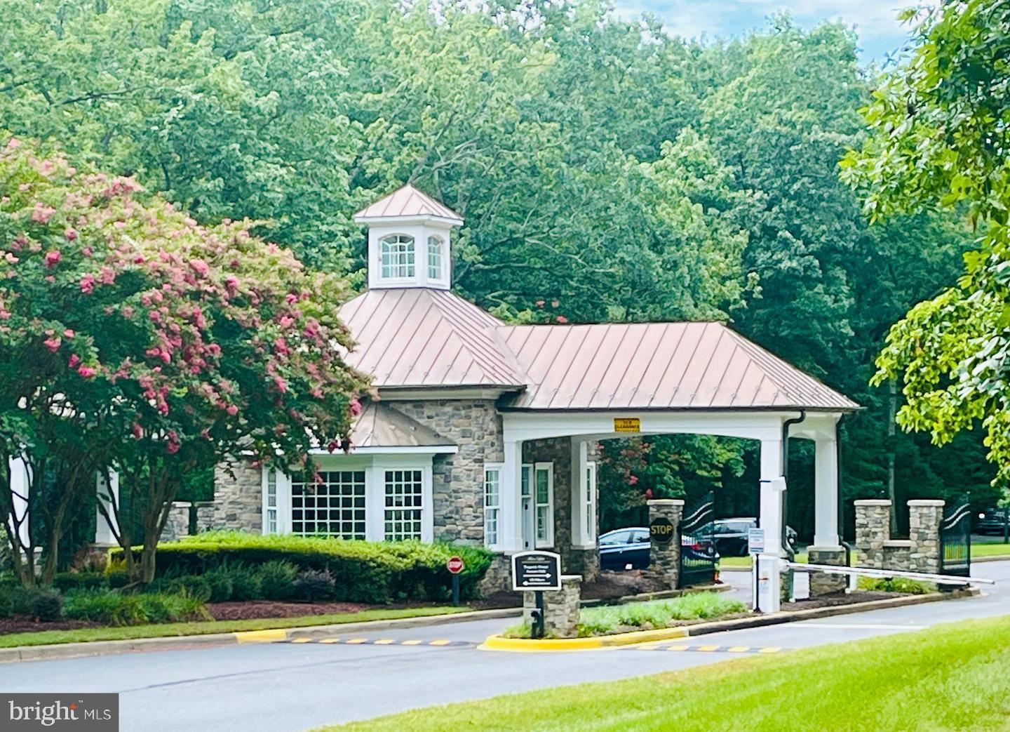 FAWN LAKE - Residential