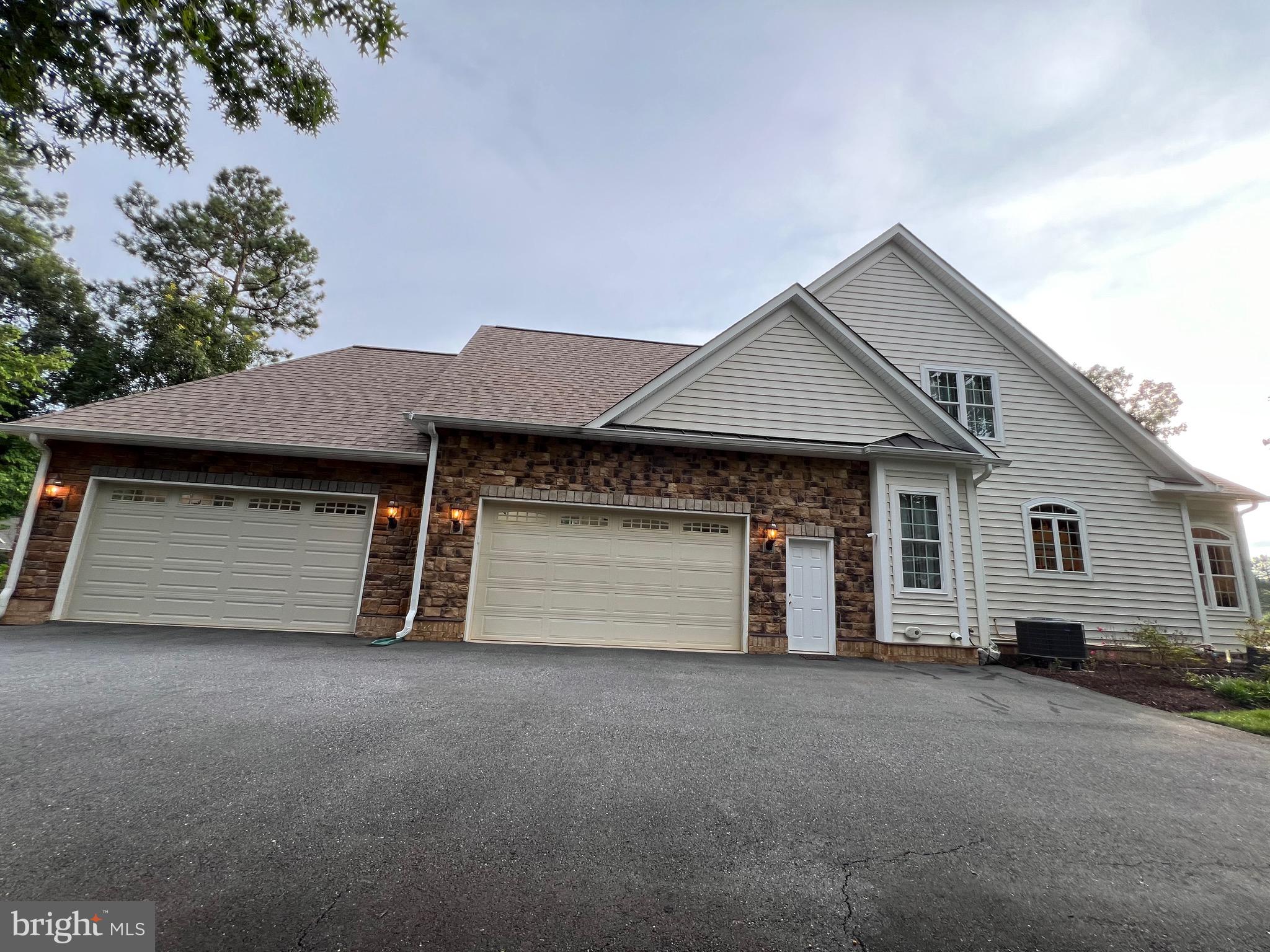 11207 VALOR BRIDGE DRIVE