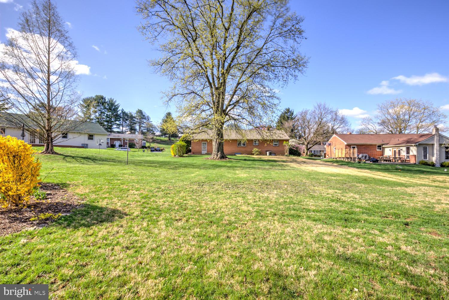 AKRON BOROUGH - Residential