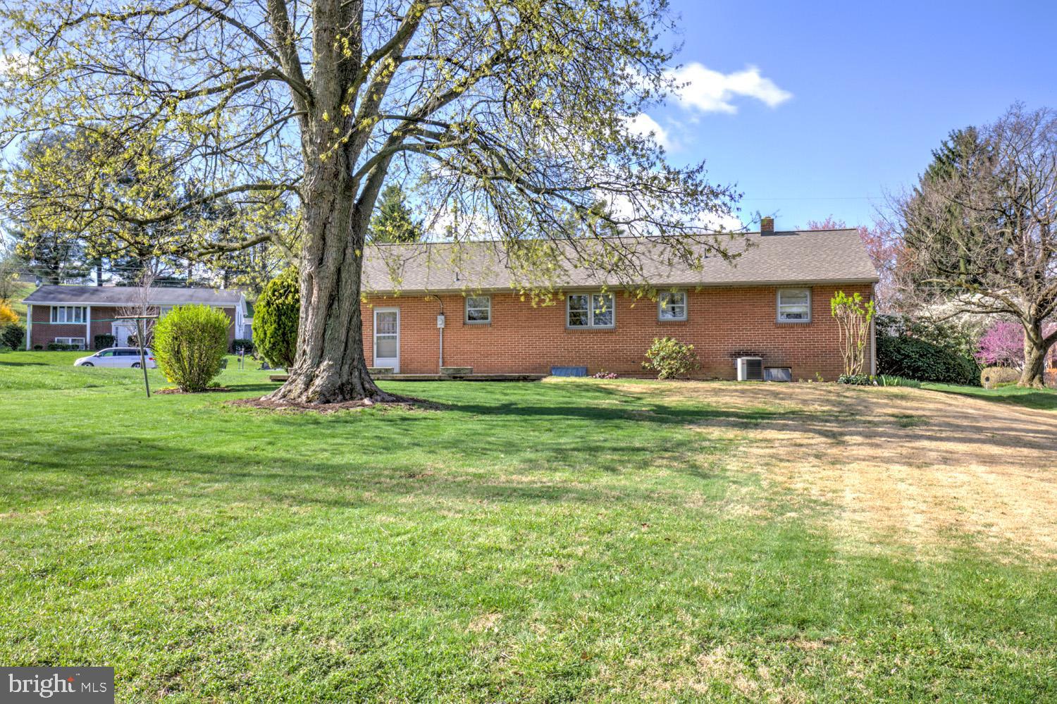 AKRON BOROUGH - Residential