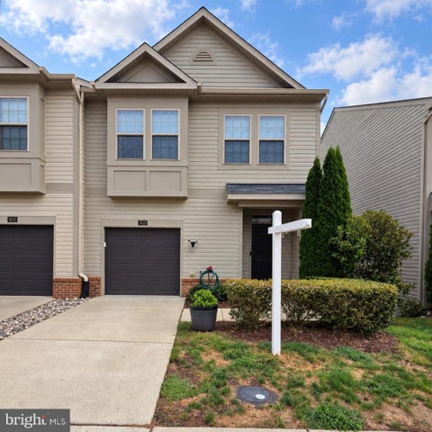 Photo of 3628 Chippendale Circle, WOODBRIDGE, VA 22193 (MLS # VAPW2131200)