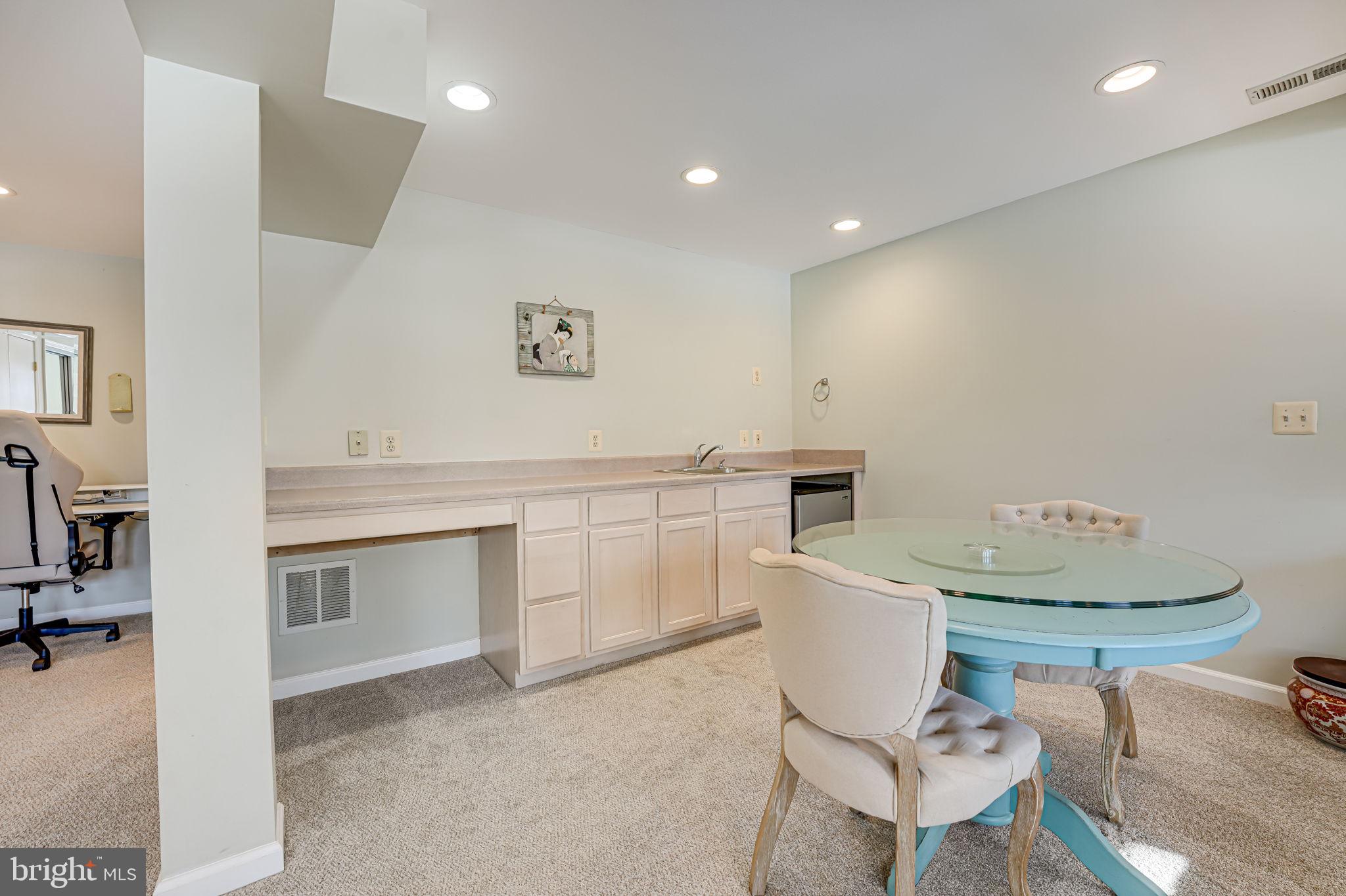 SPRING LAKE - Residential