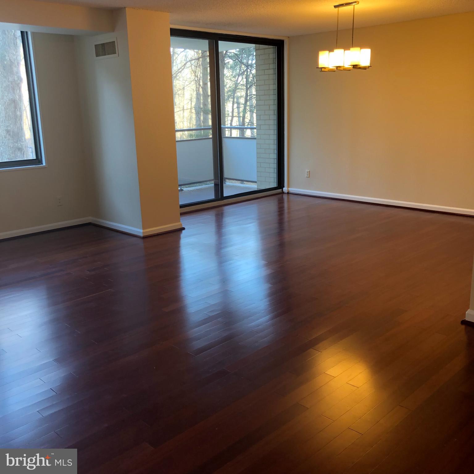 PROMENADE TOWERS - Residential Lease