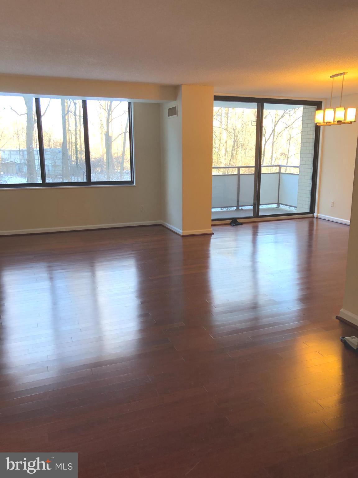 PROMENADE TOWERS - Residential Lease