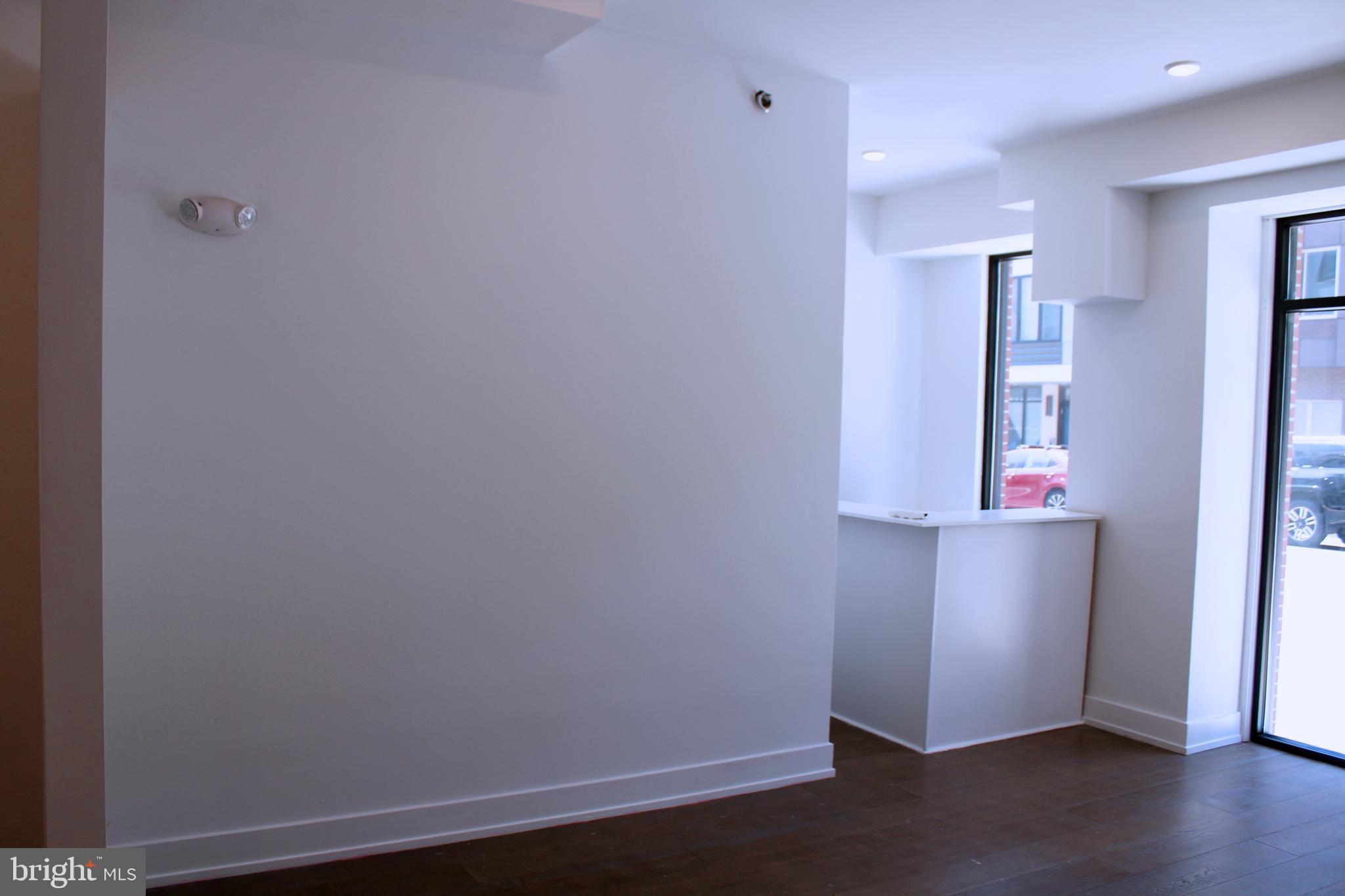 FRANCISVILLE - Commercial Lease