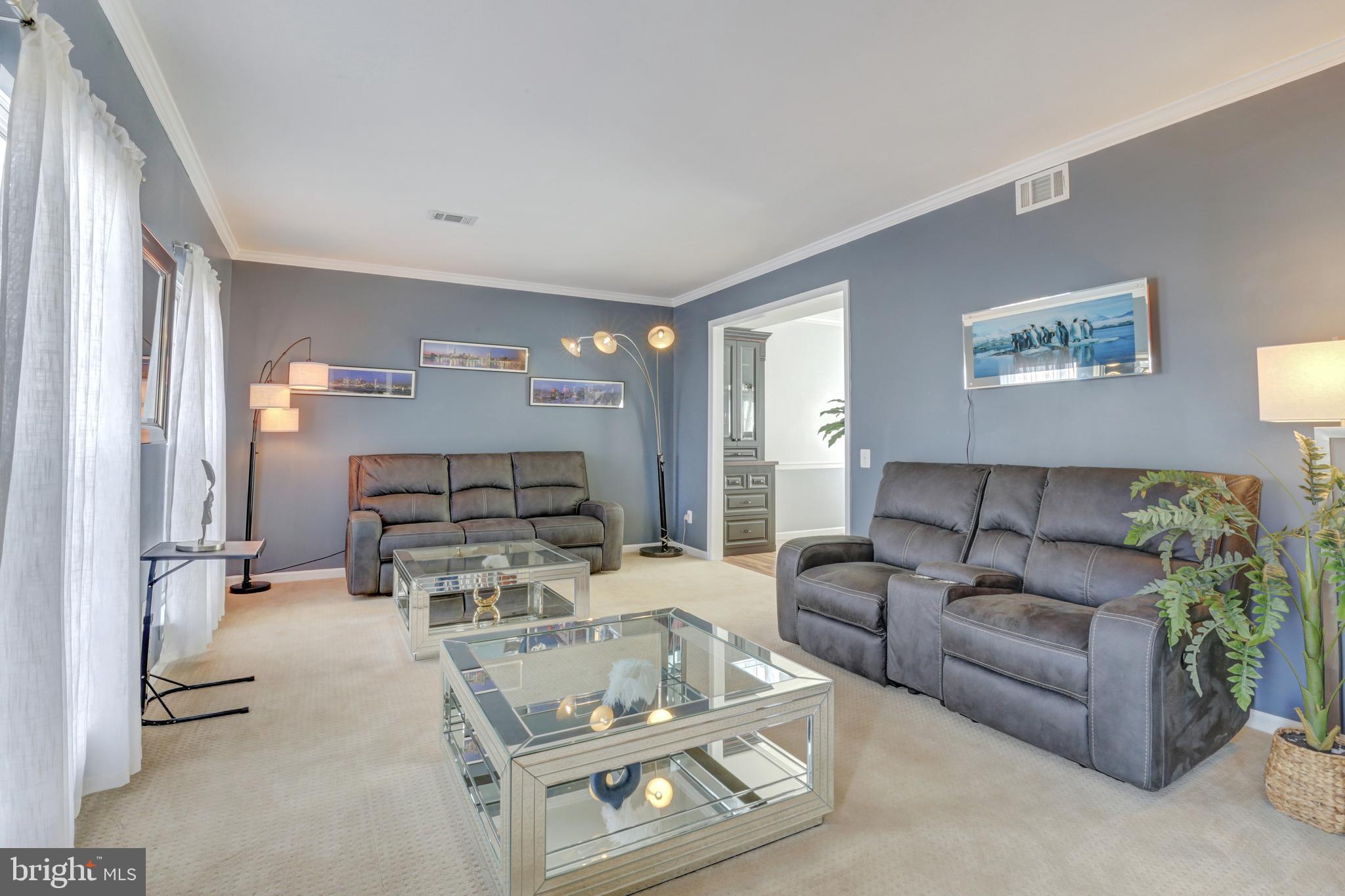 OAKENSHAW - Residential Lease