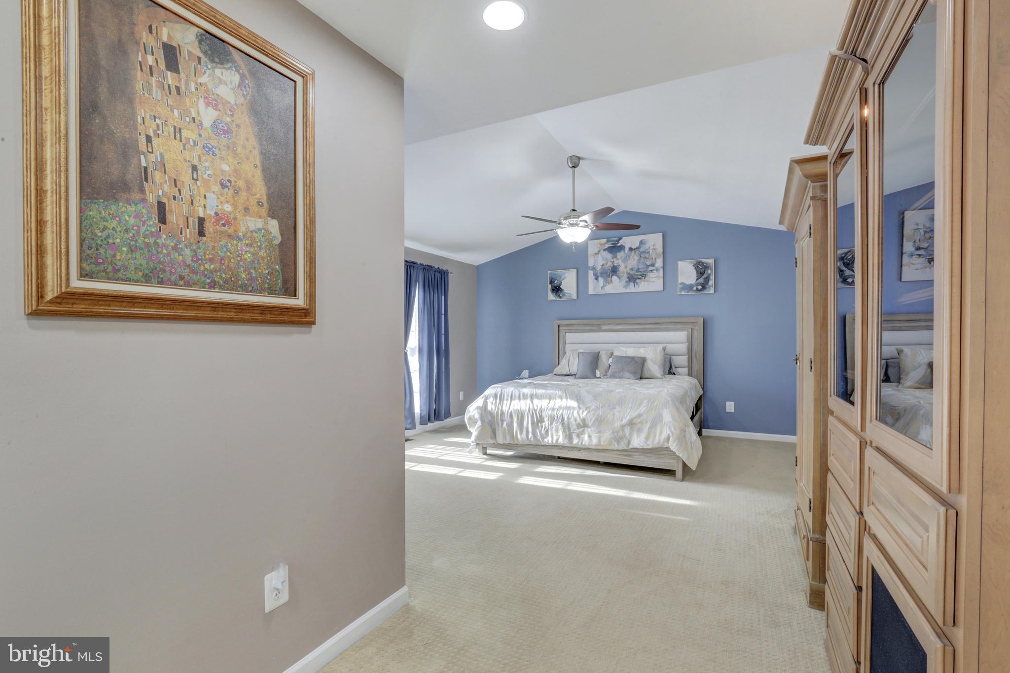 OAKENSHAW - Residential Lease