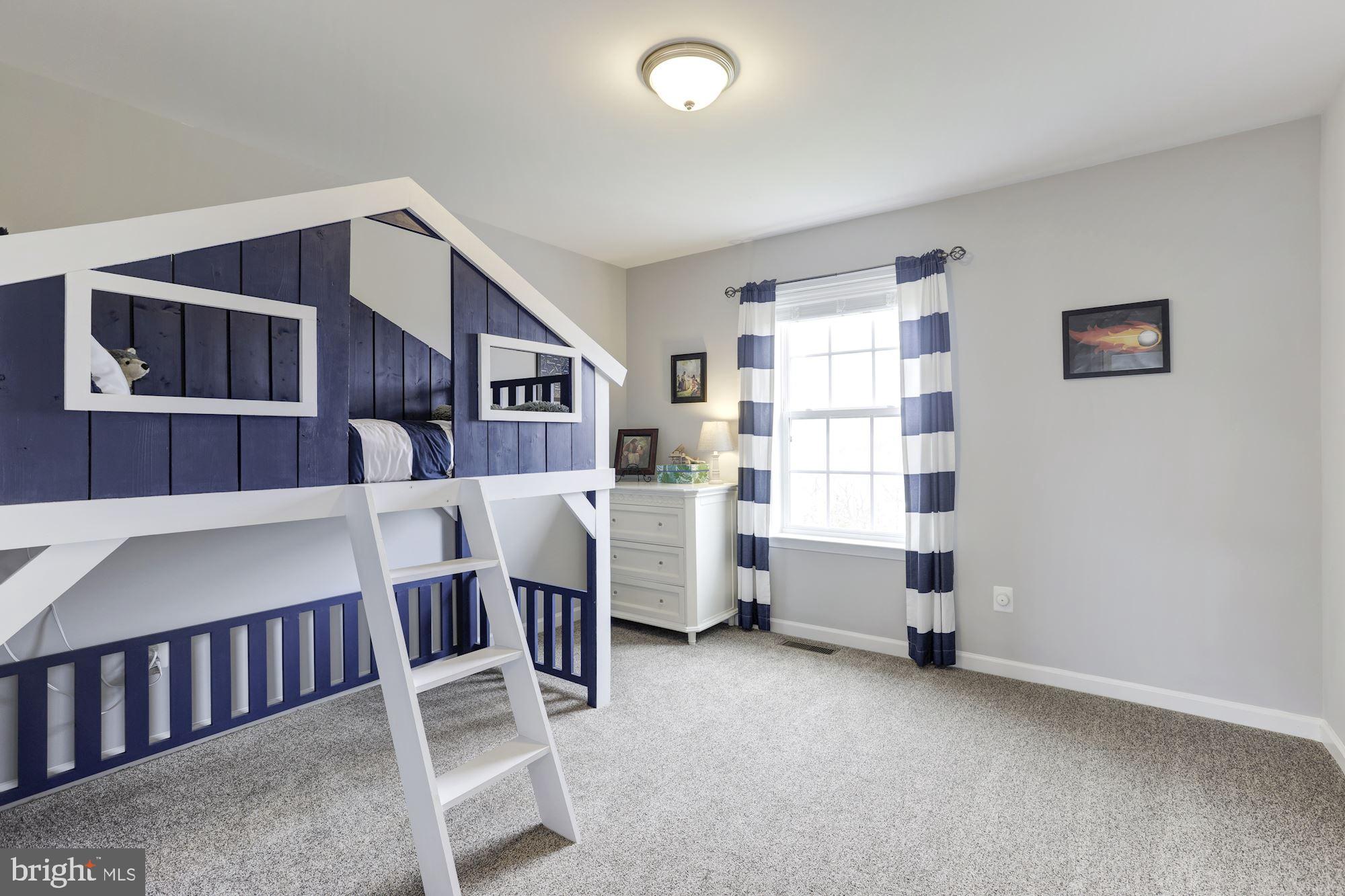 SHERIDAN ESTATES - Residential