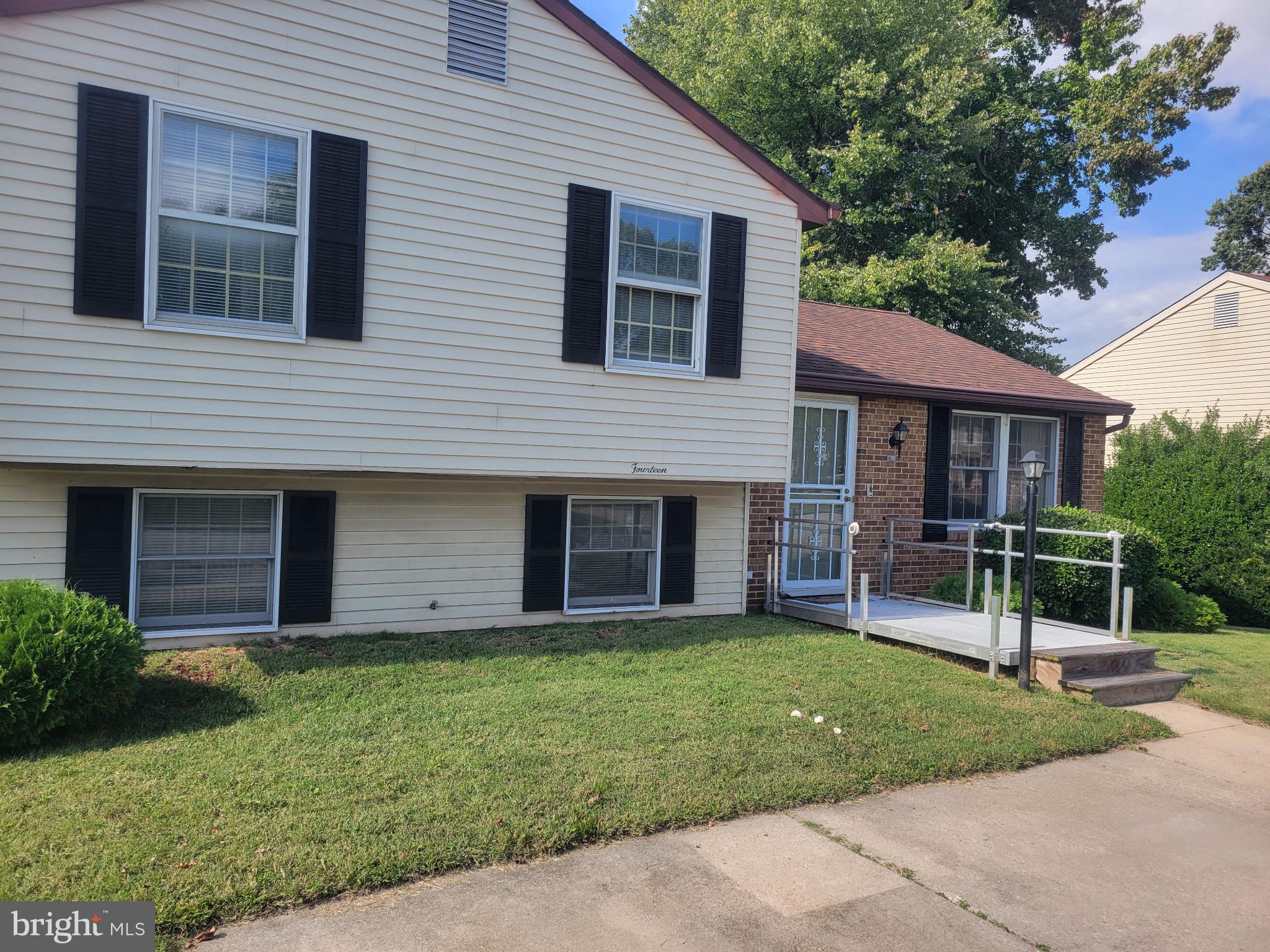 14 TULIP TREE COURT