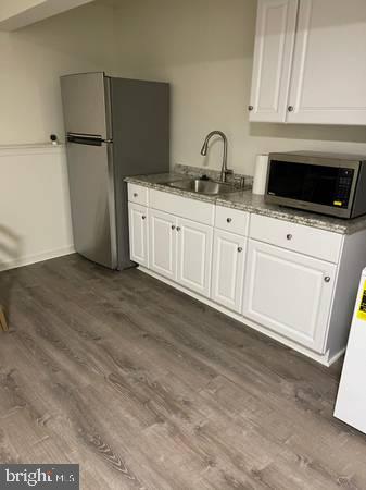 WOODVIEW VILLAGE - Residential Lease