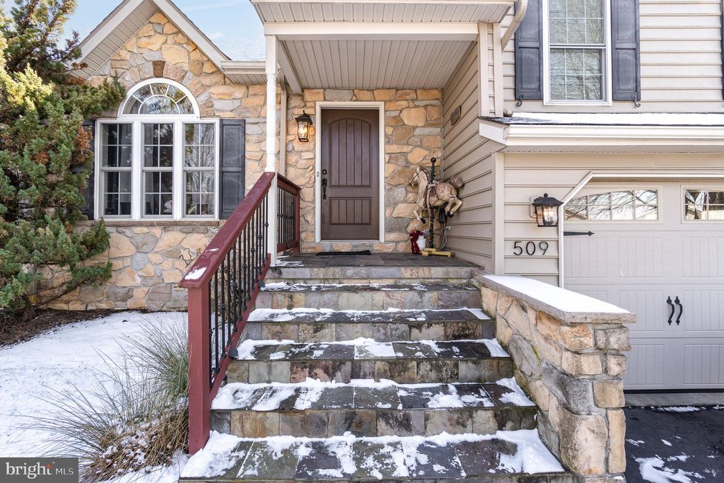 Photo of 509 Foggy Bottom Road, EPHRATA, PA 17522 (MLS # PALA2063018)