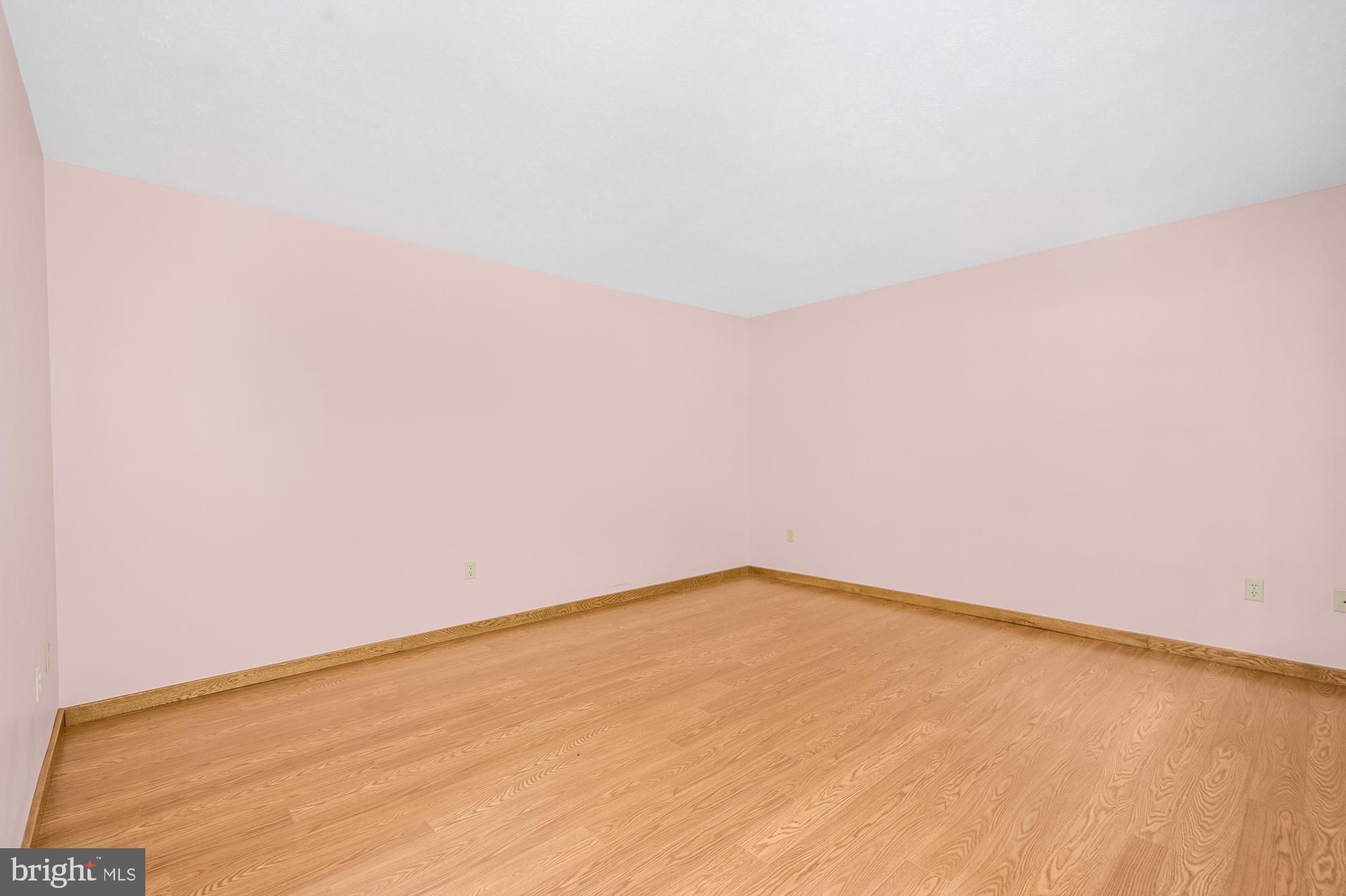 MAPLE DEL - Residential