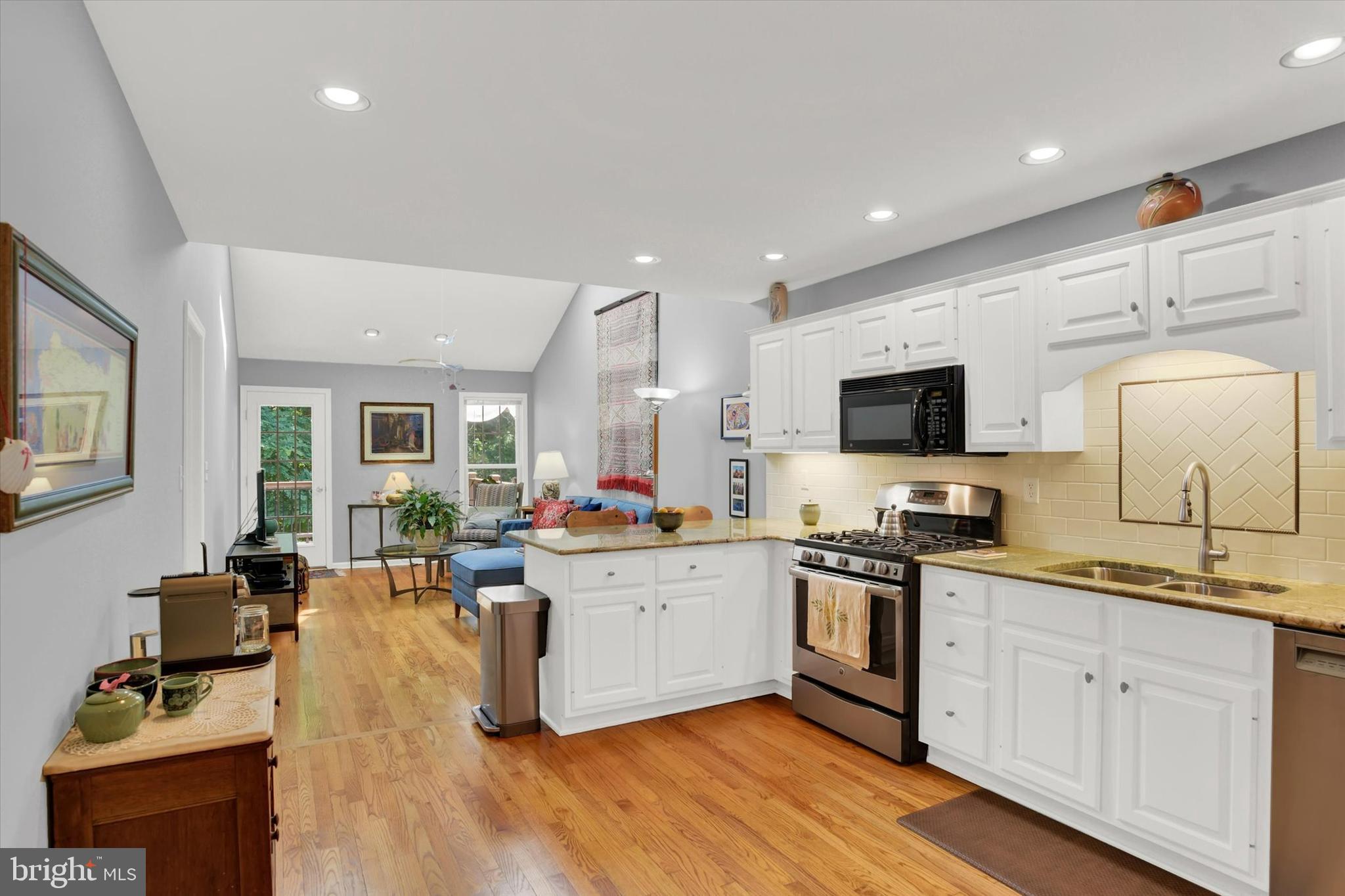 OLDE ORCHARD HILL - Residential