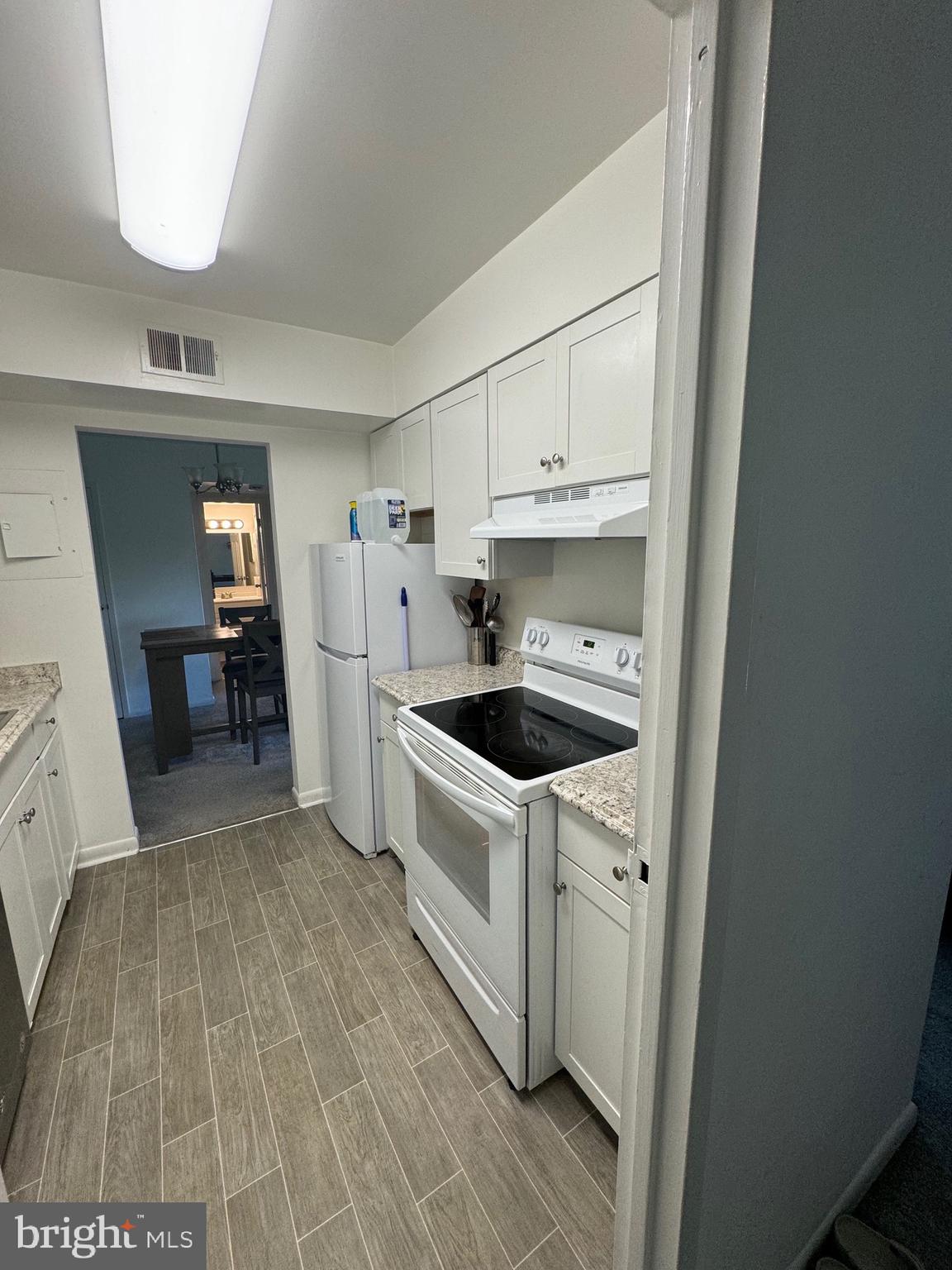 HUNTING RIDGE CONDOMINIUM - Residential