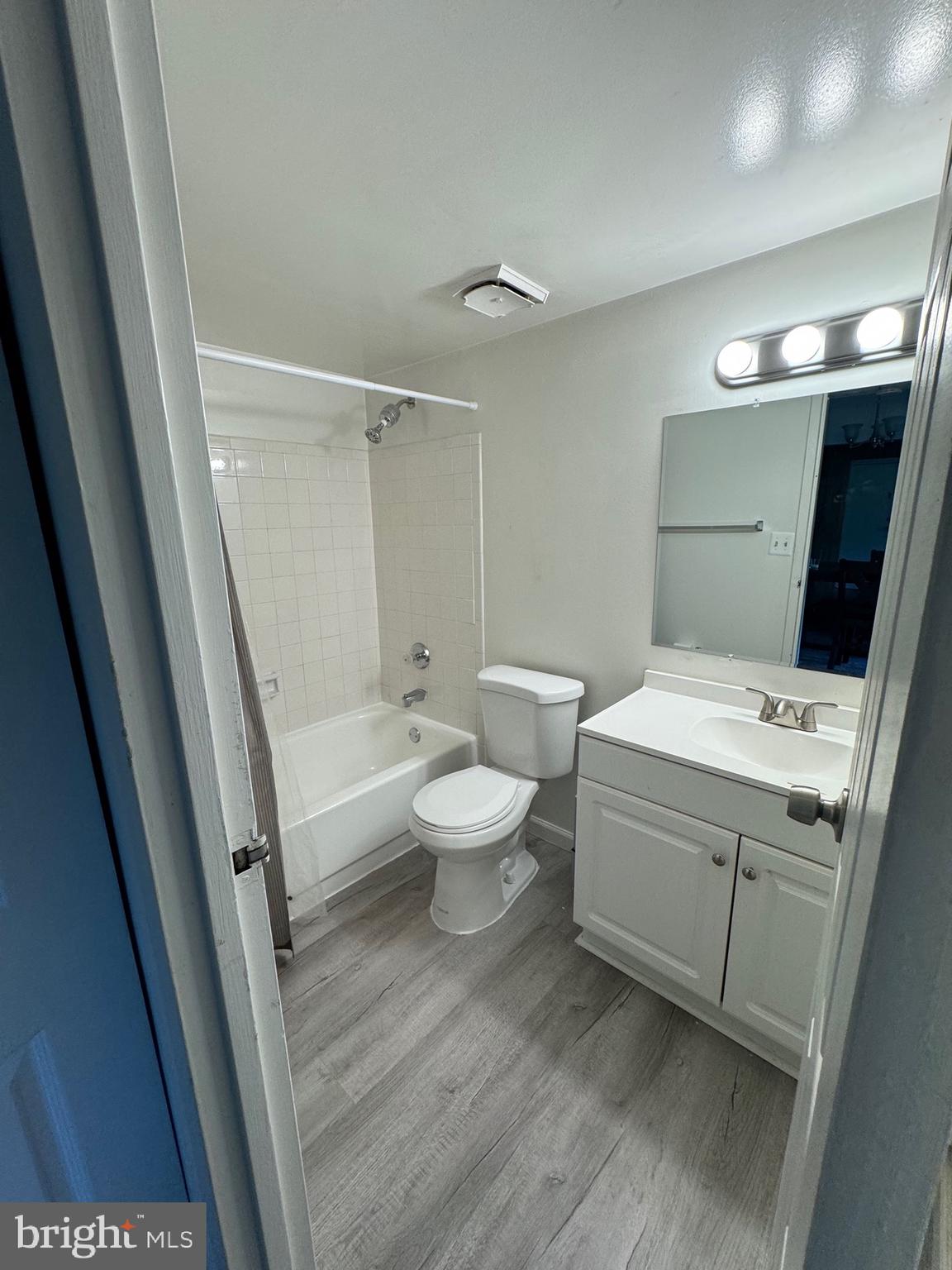 HUNTING RIDGE CONDOMINIUM - Residential